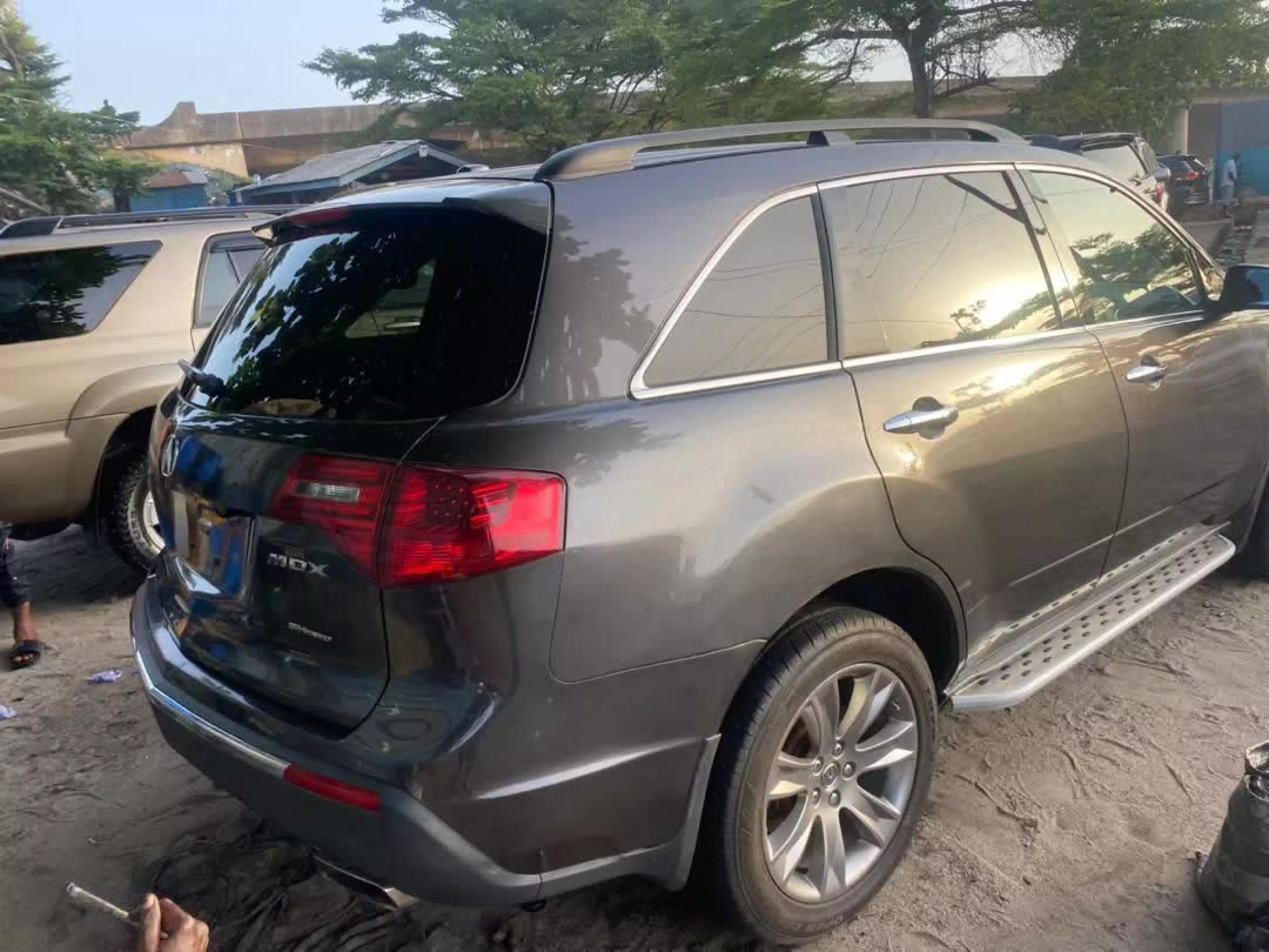 Acura MDX   - 2011