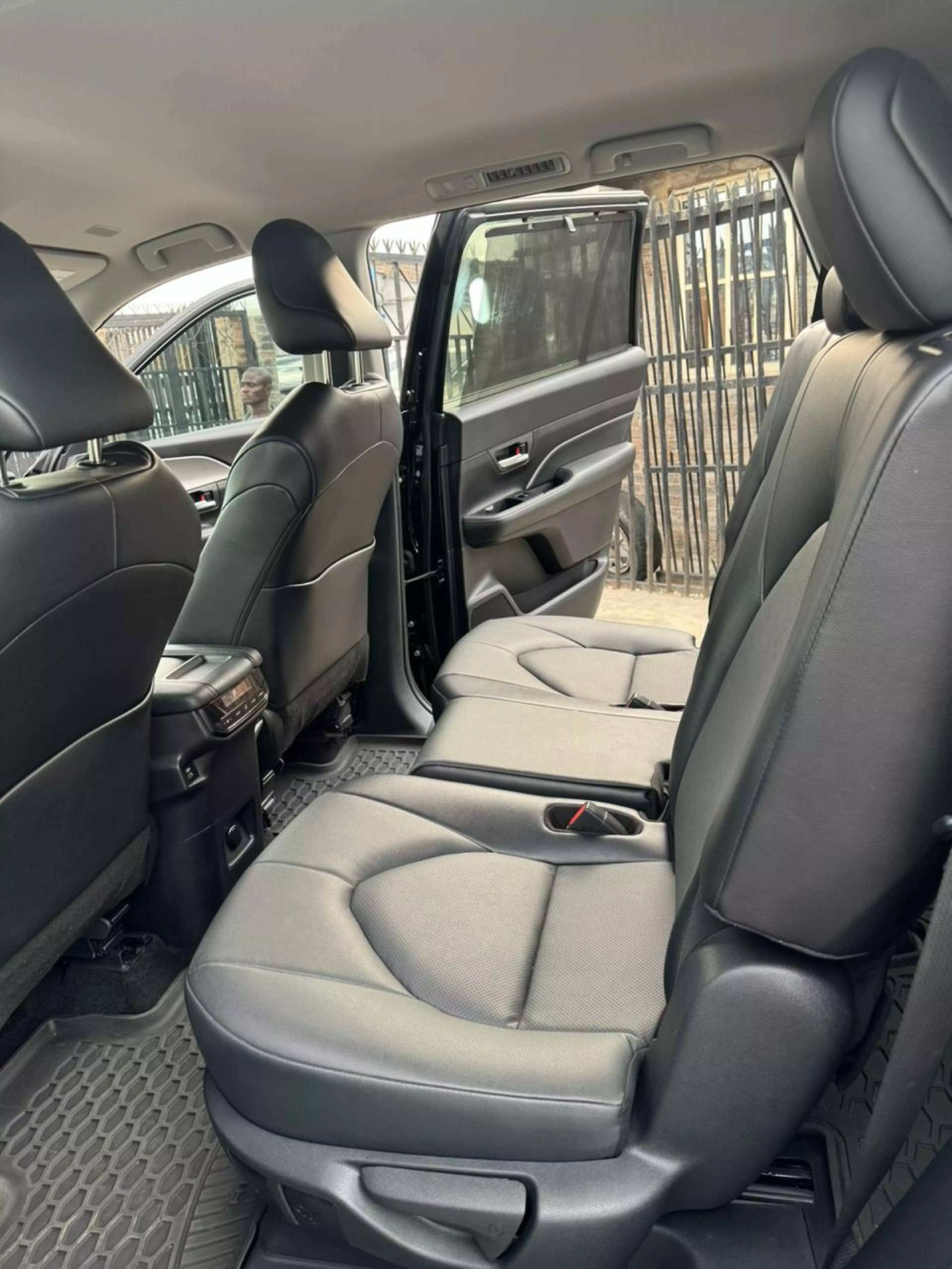 Toyota Highlander   - 2024
