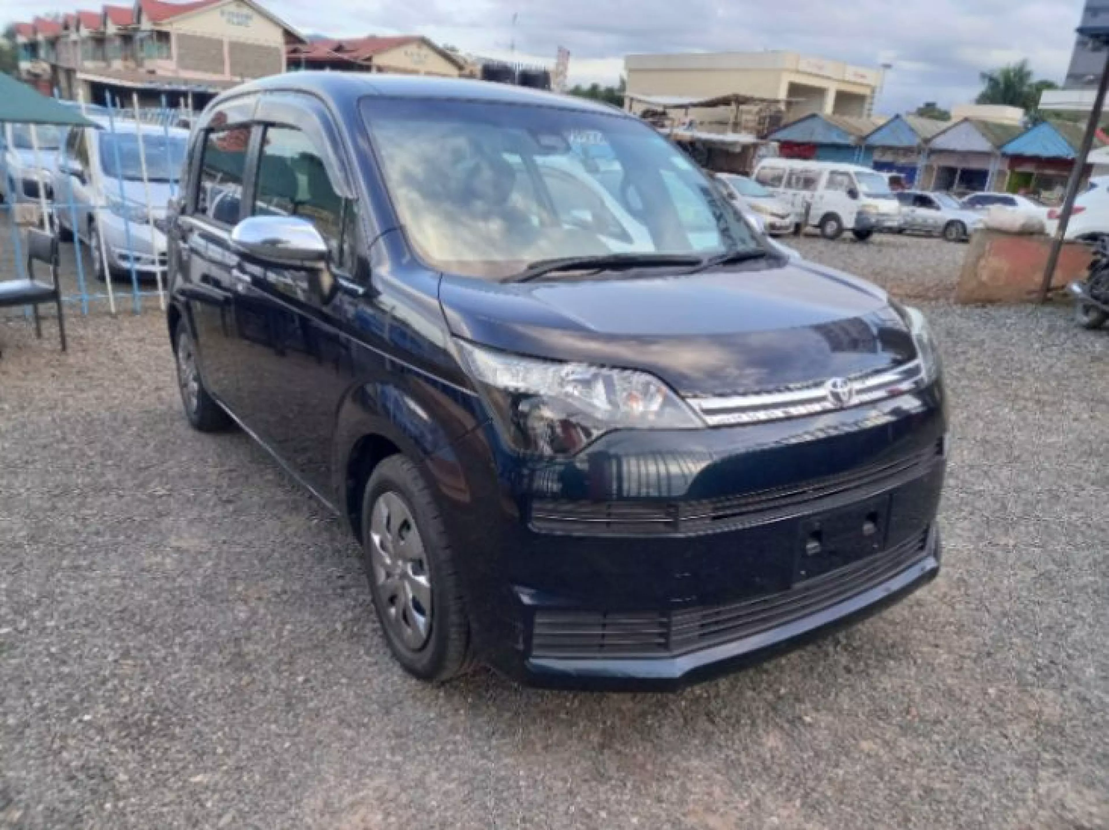 Toyota Spade  - 2018