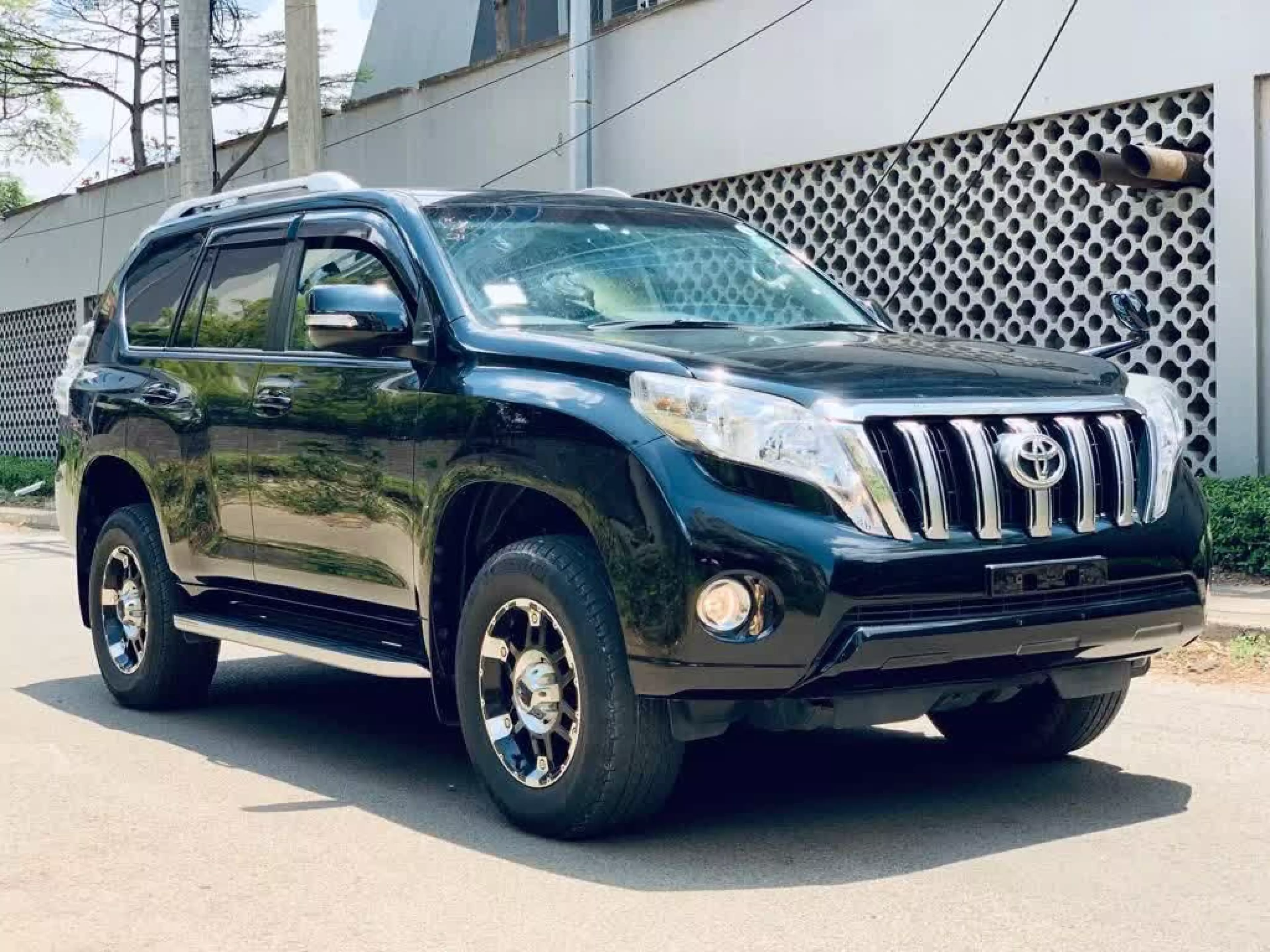 Toyota Landcruiser prado TX - 2015