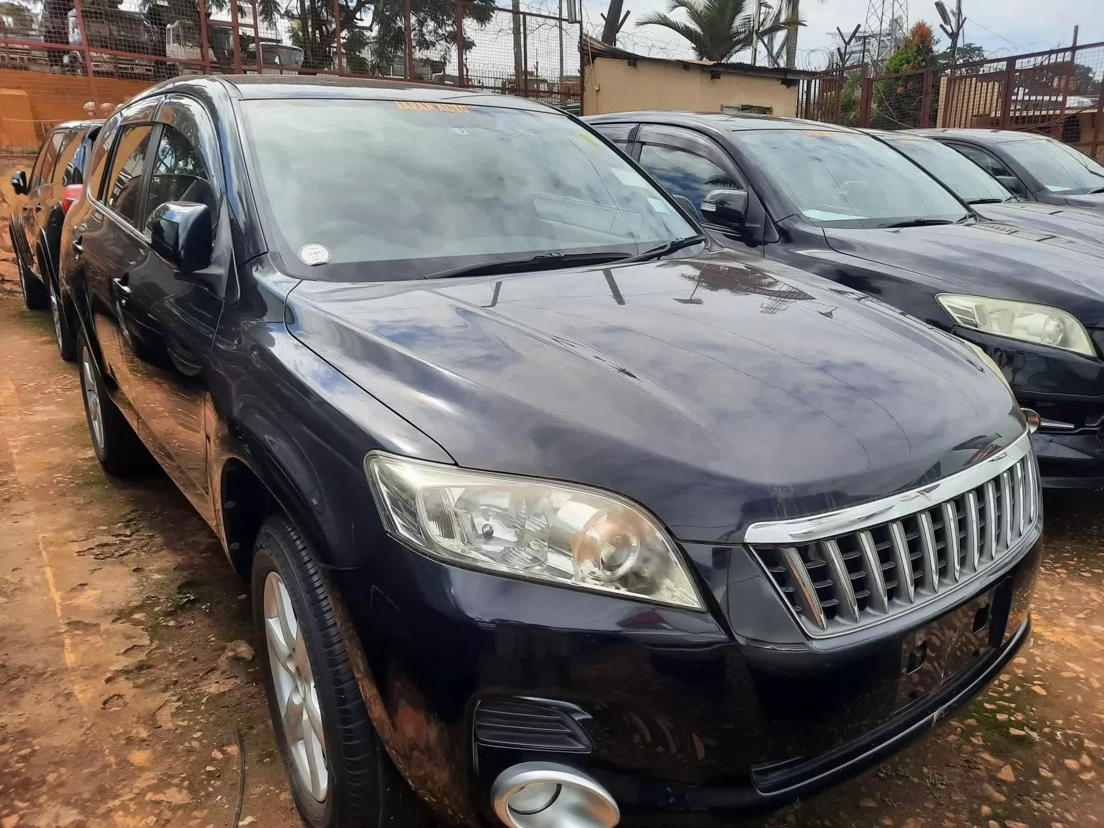 Toyota Vanguard  - 2010