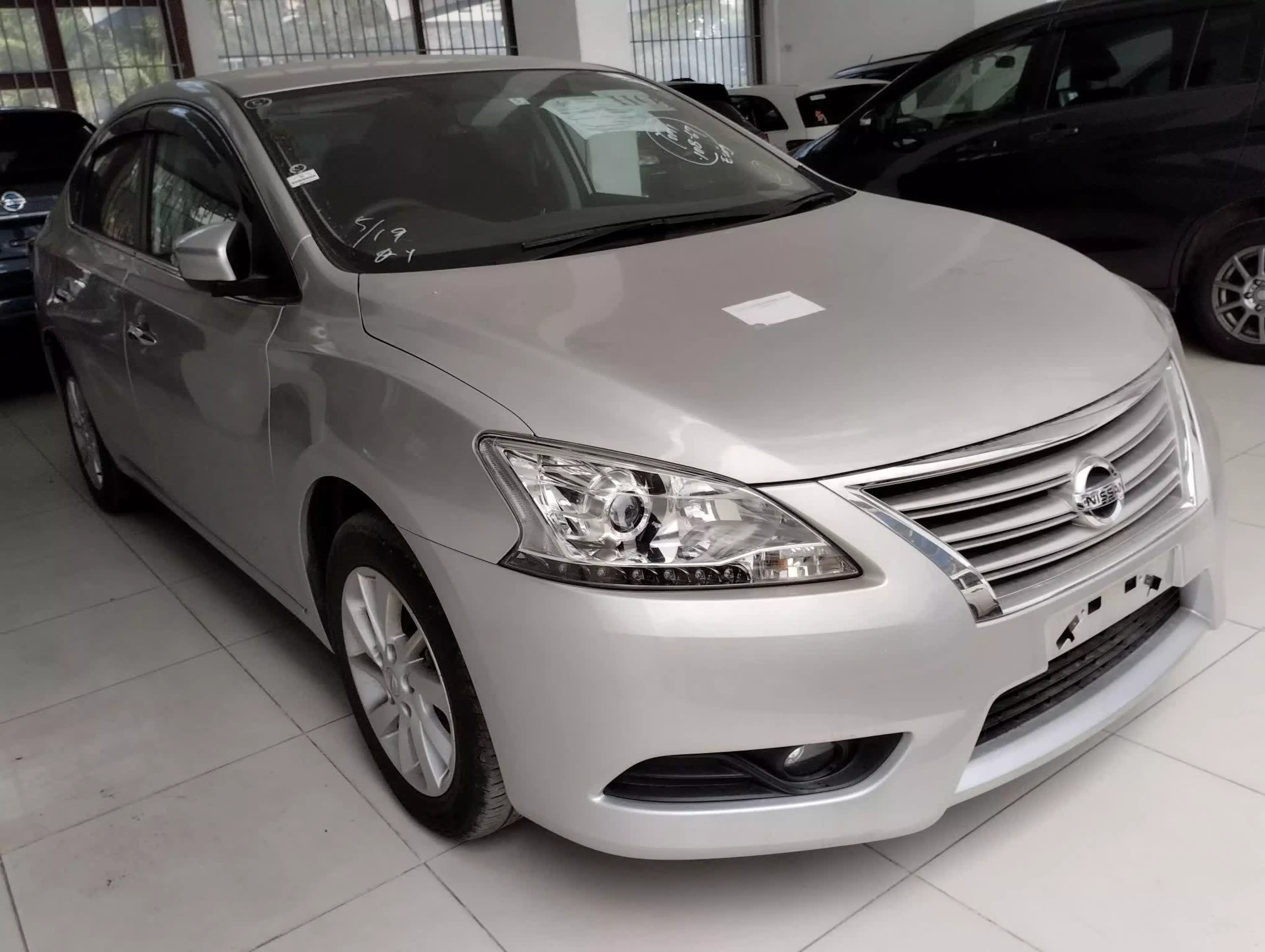 Nissan Sylphy - 2016