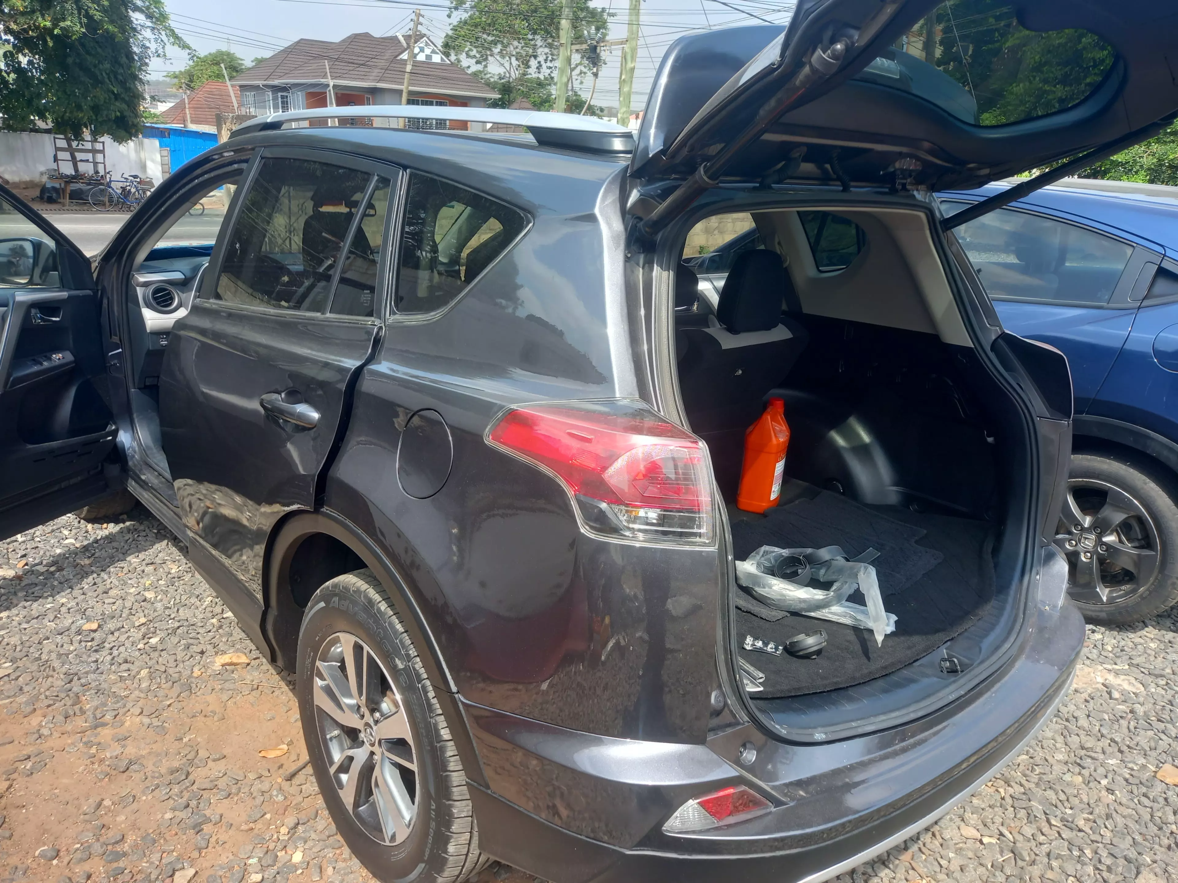 Toyota RAV 4   - 2018
