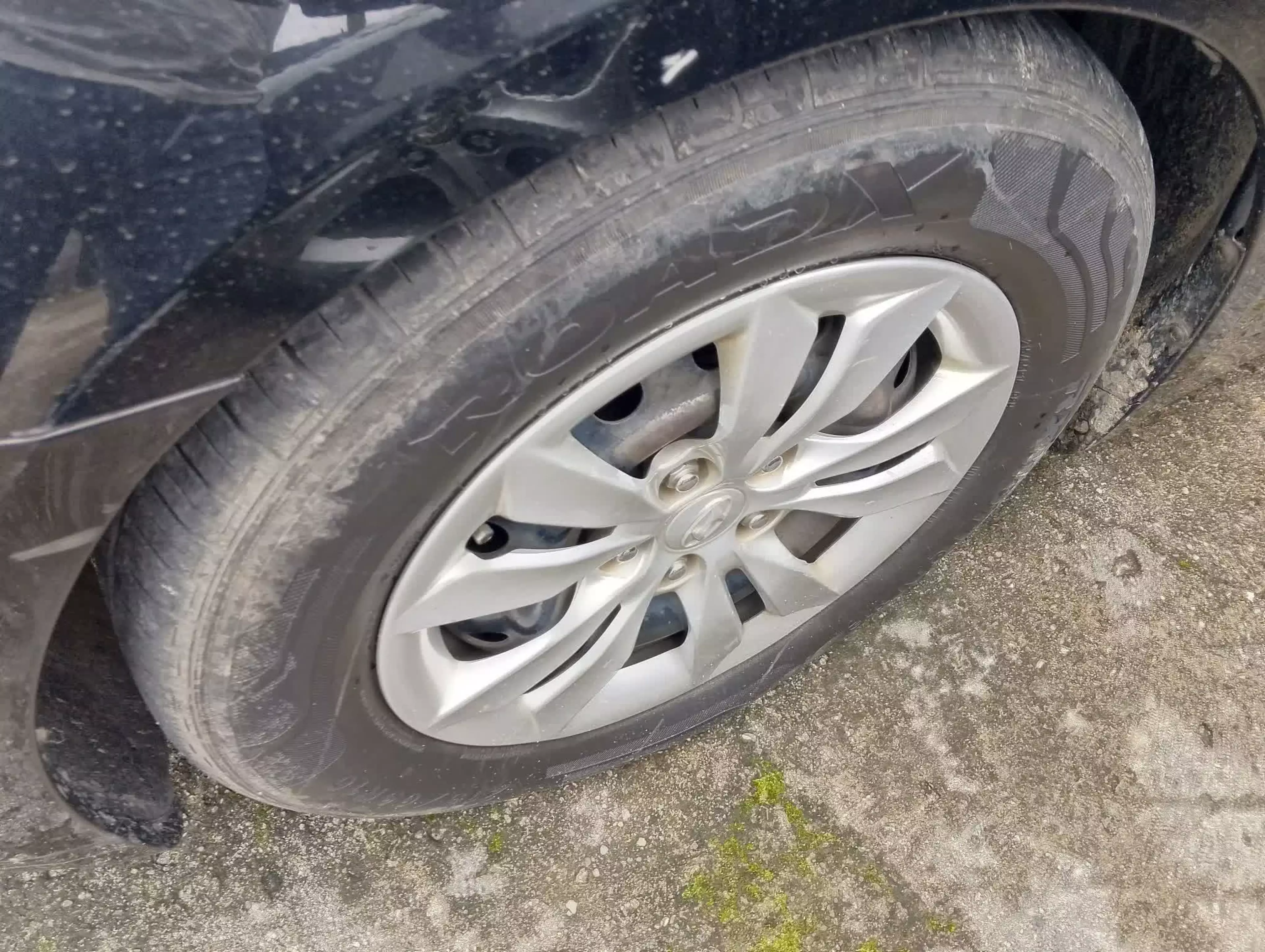 Hyundai Sonata   - 2011