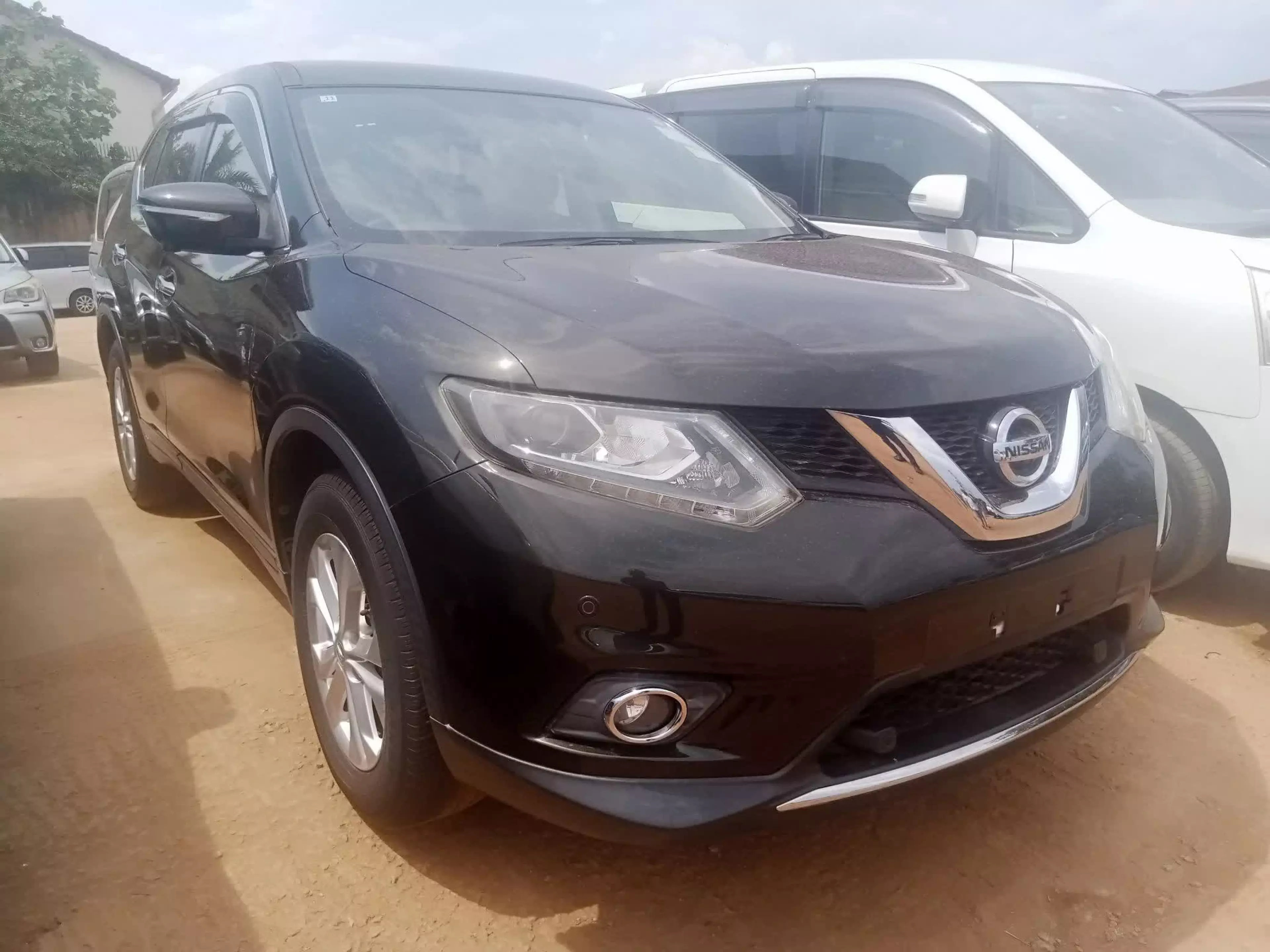 Nissan X- trail - 2016
