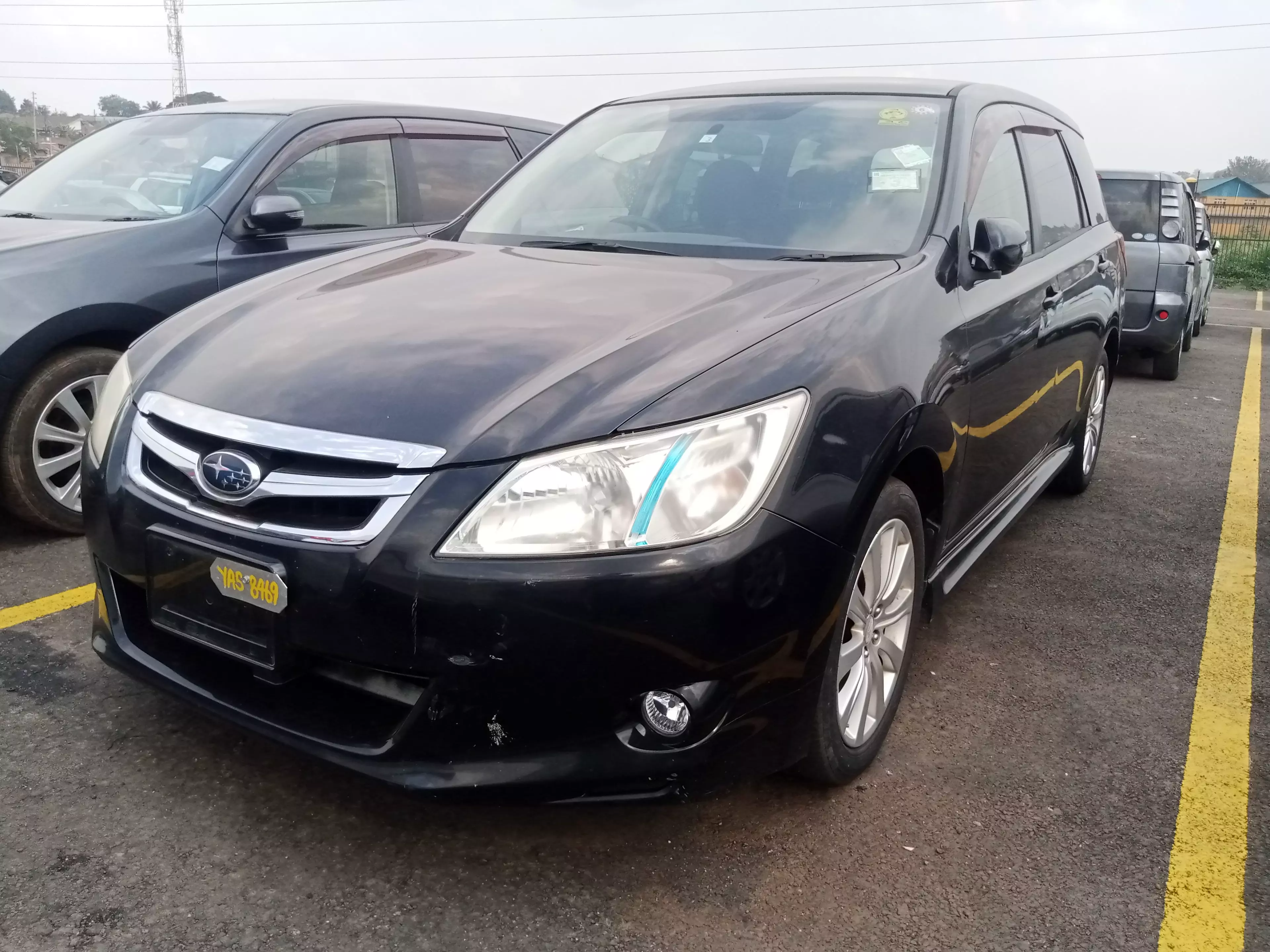 Subaru Exiga    - 2010