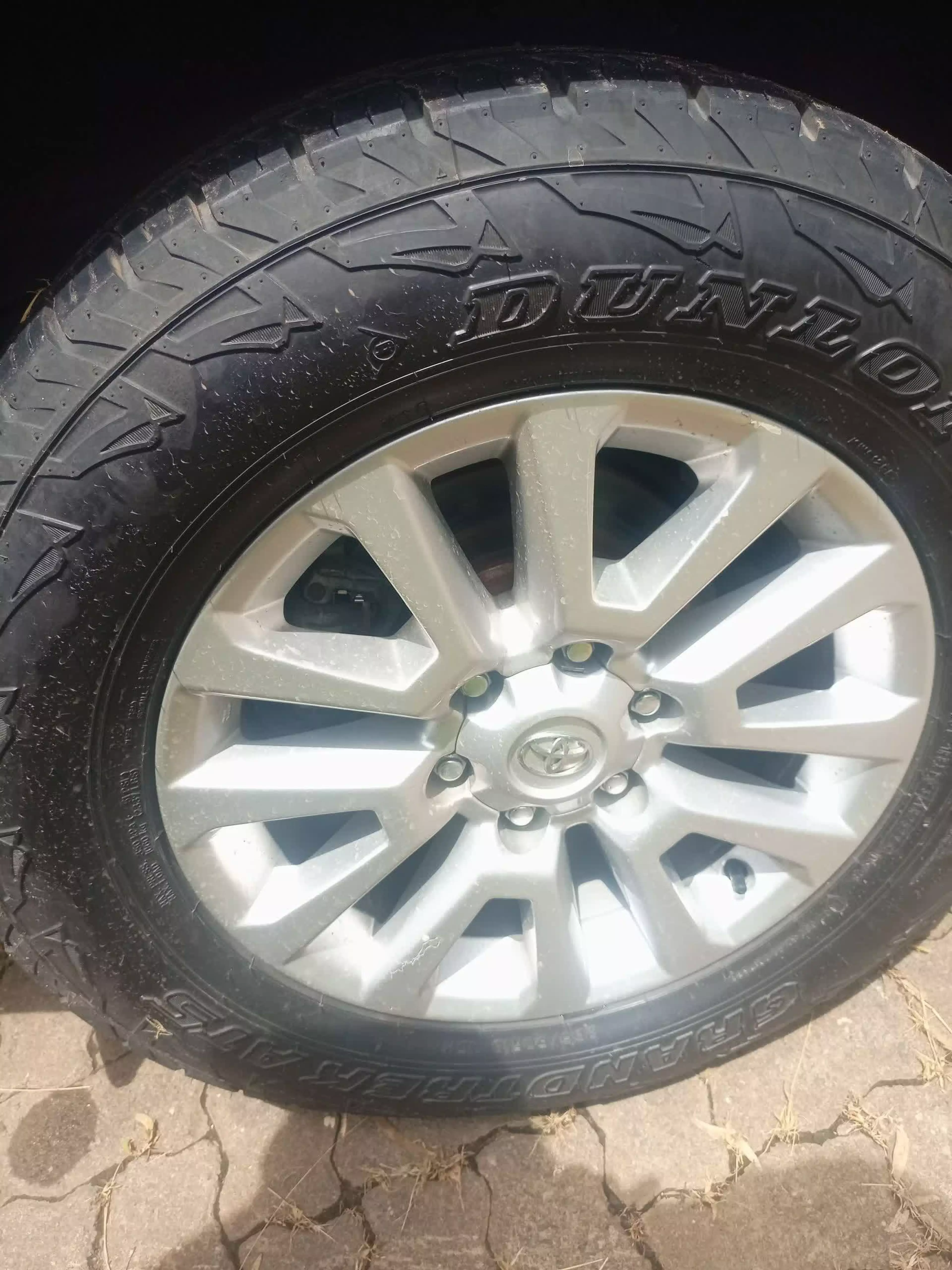 Toyota Landcruiser Prado   - 2015