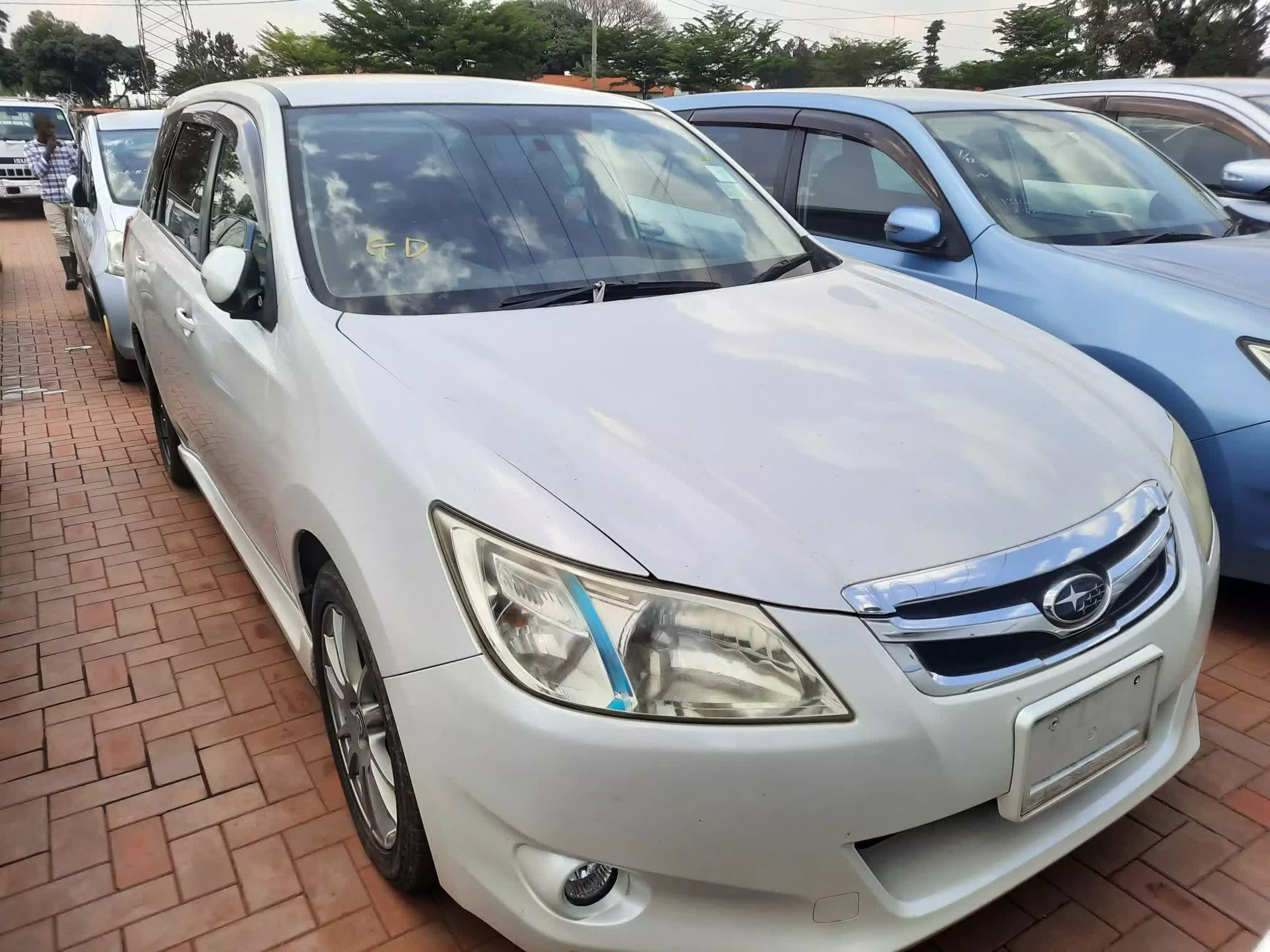 Subaru Exiga  - 2009