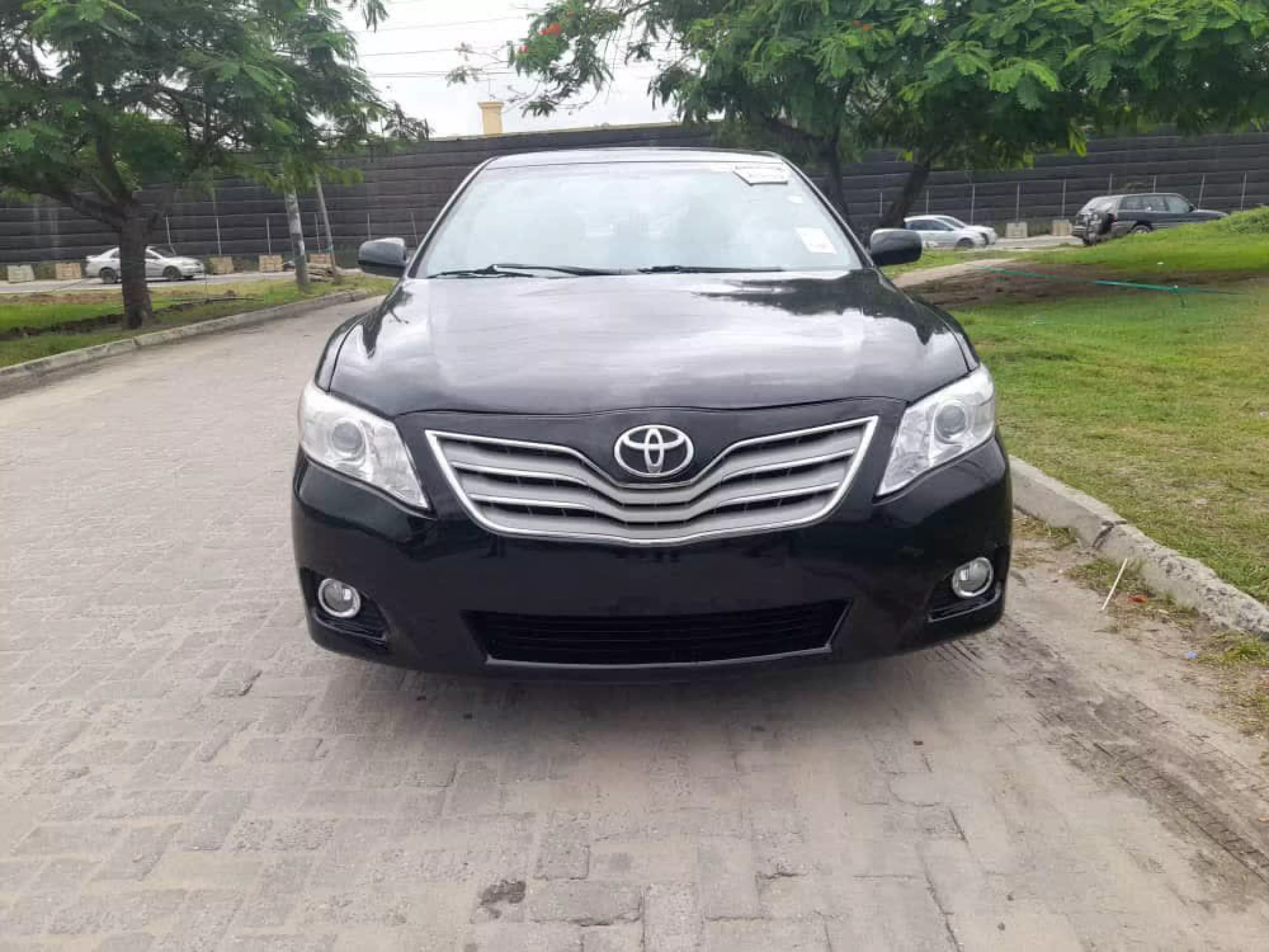 Toyota Camry - 2011