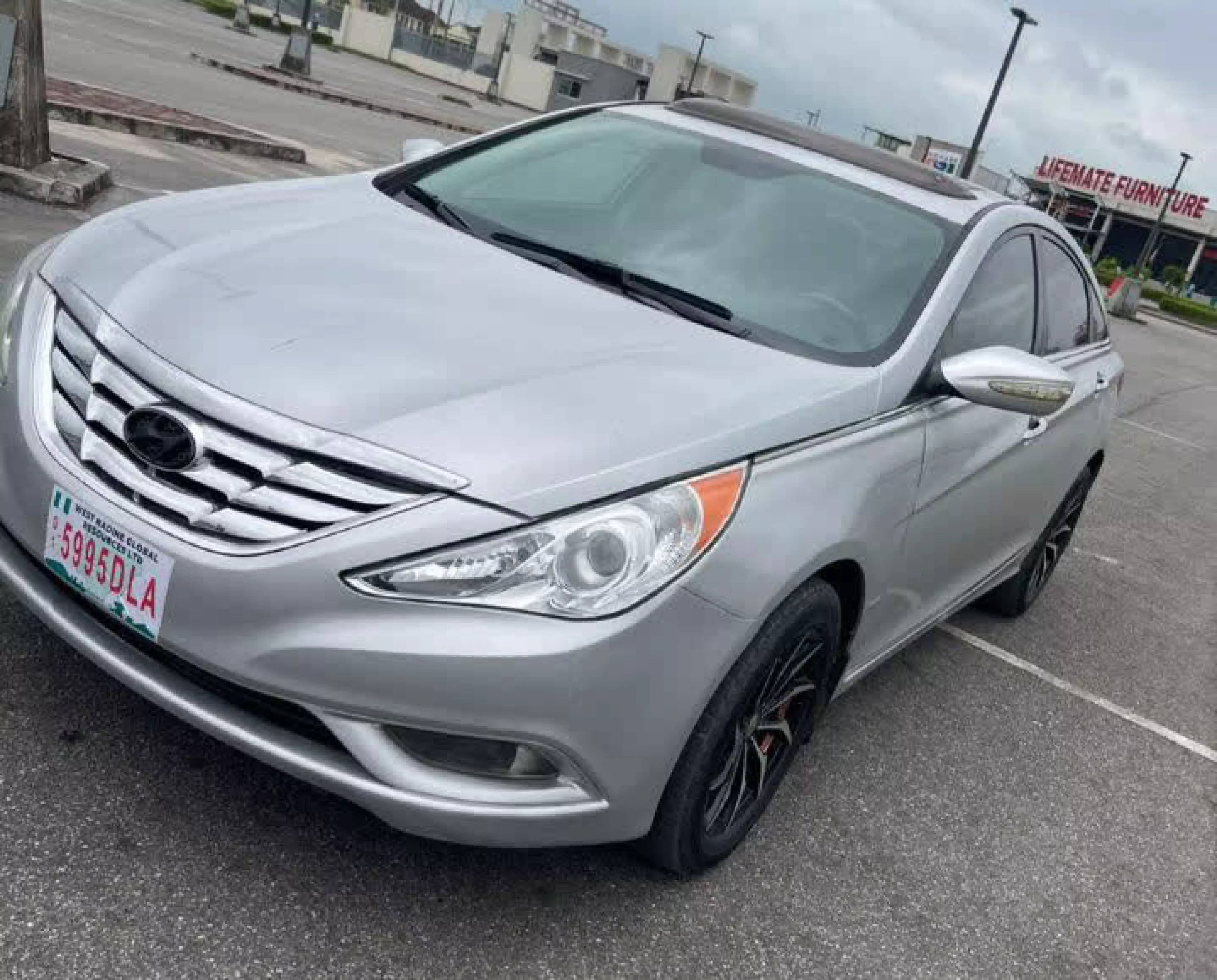 Hyundai Sonata - 2011