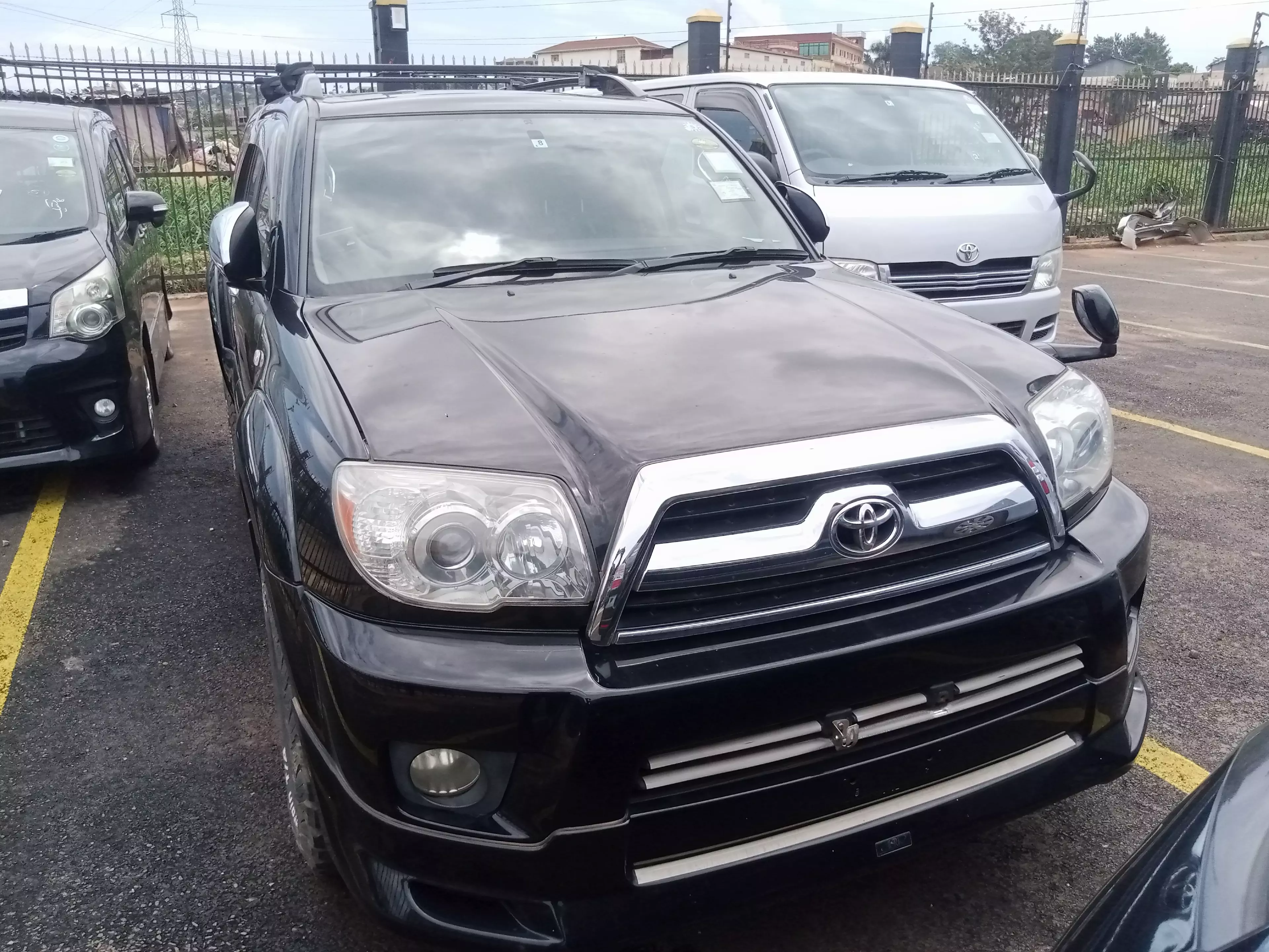 Toyota surf   - 2009
