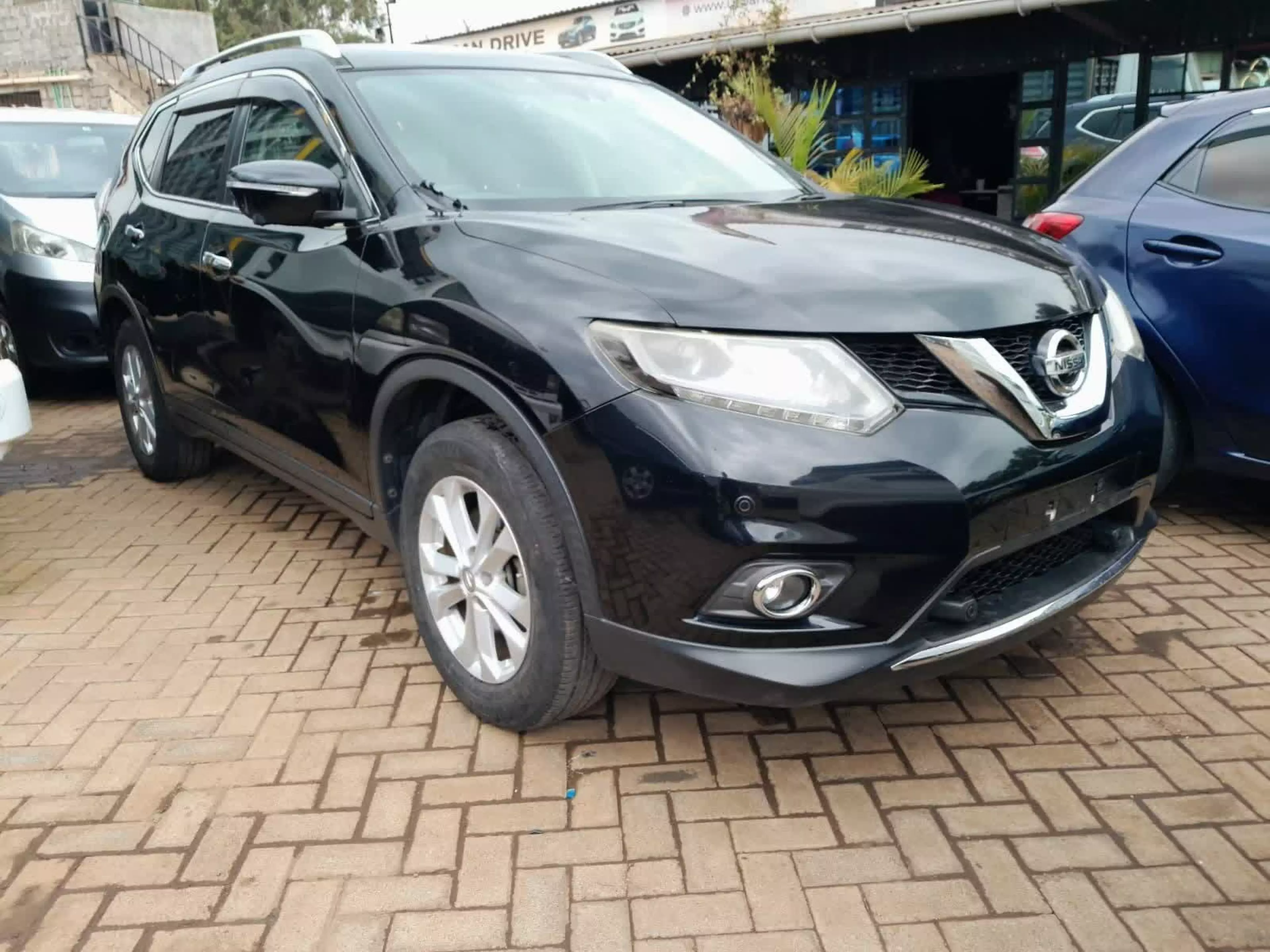 Nissan X-Trail - 2016