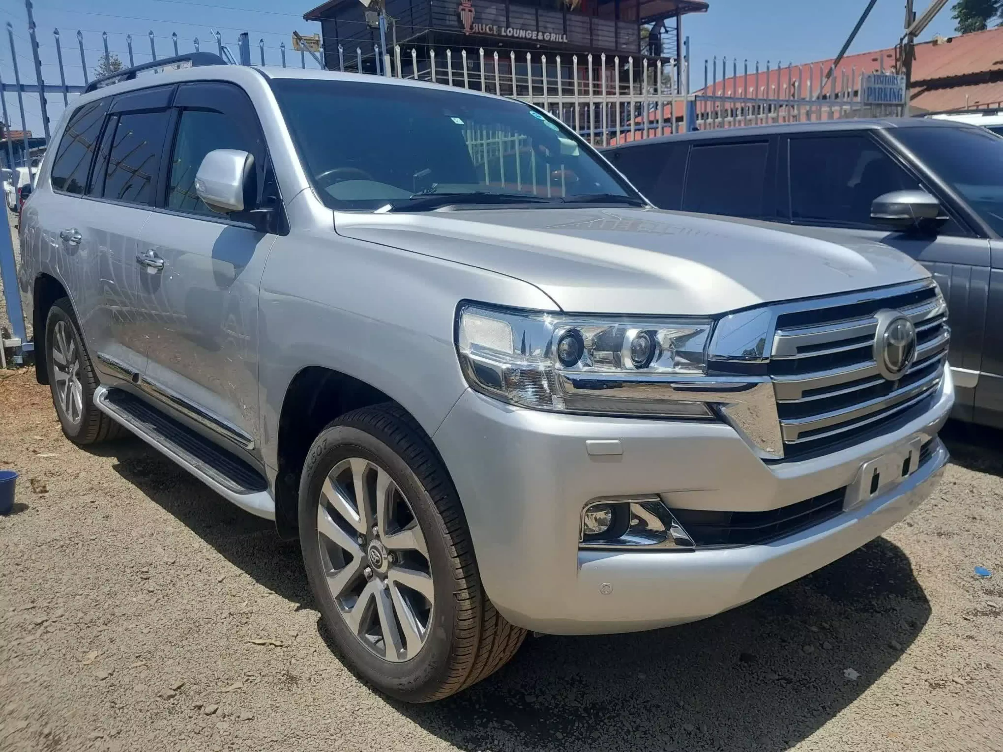 Toyota Landcruiser ZX - 2016