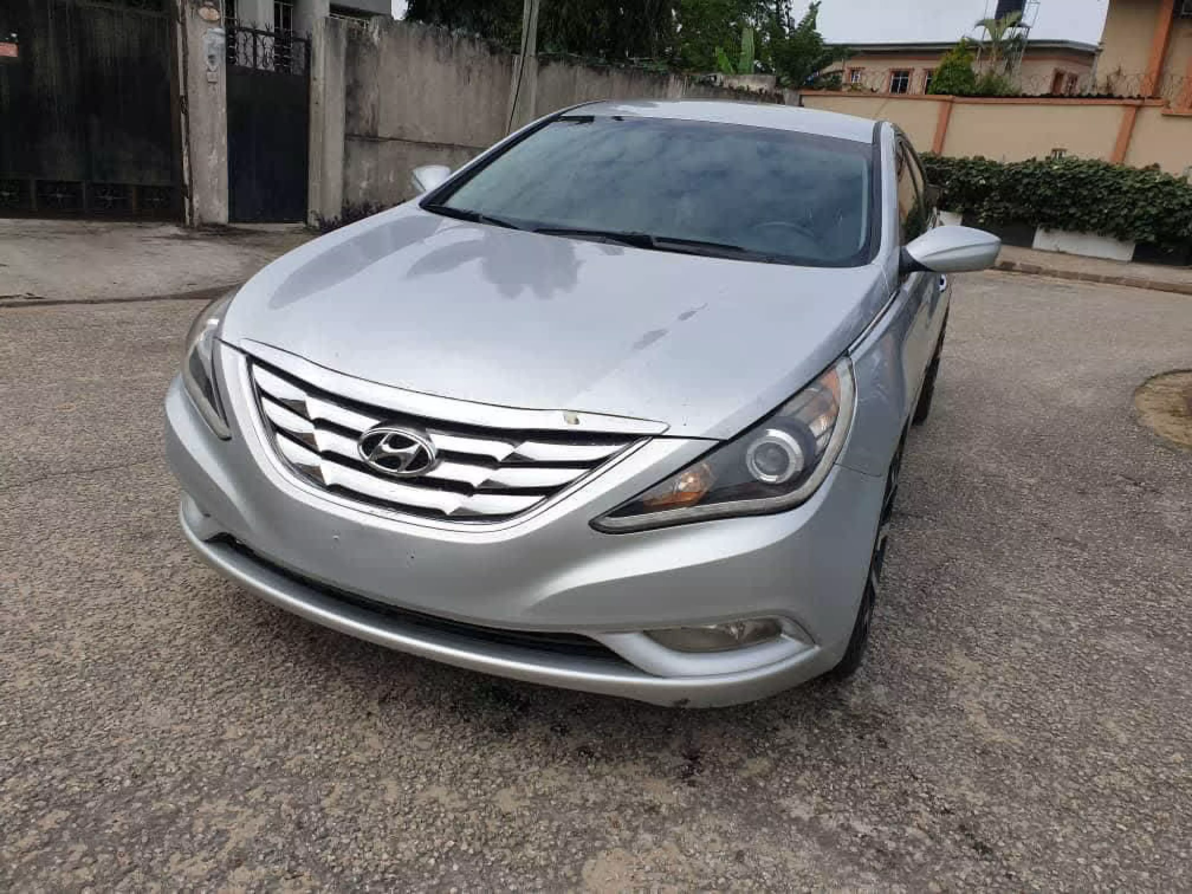 Hyundai Sonata - 2013
