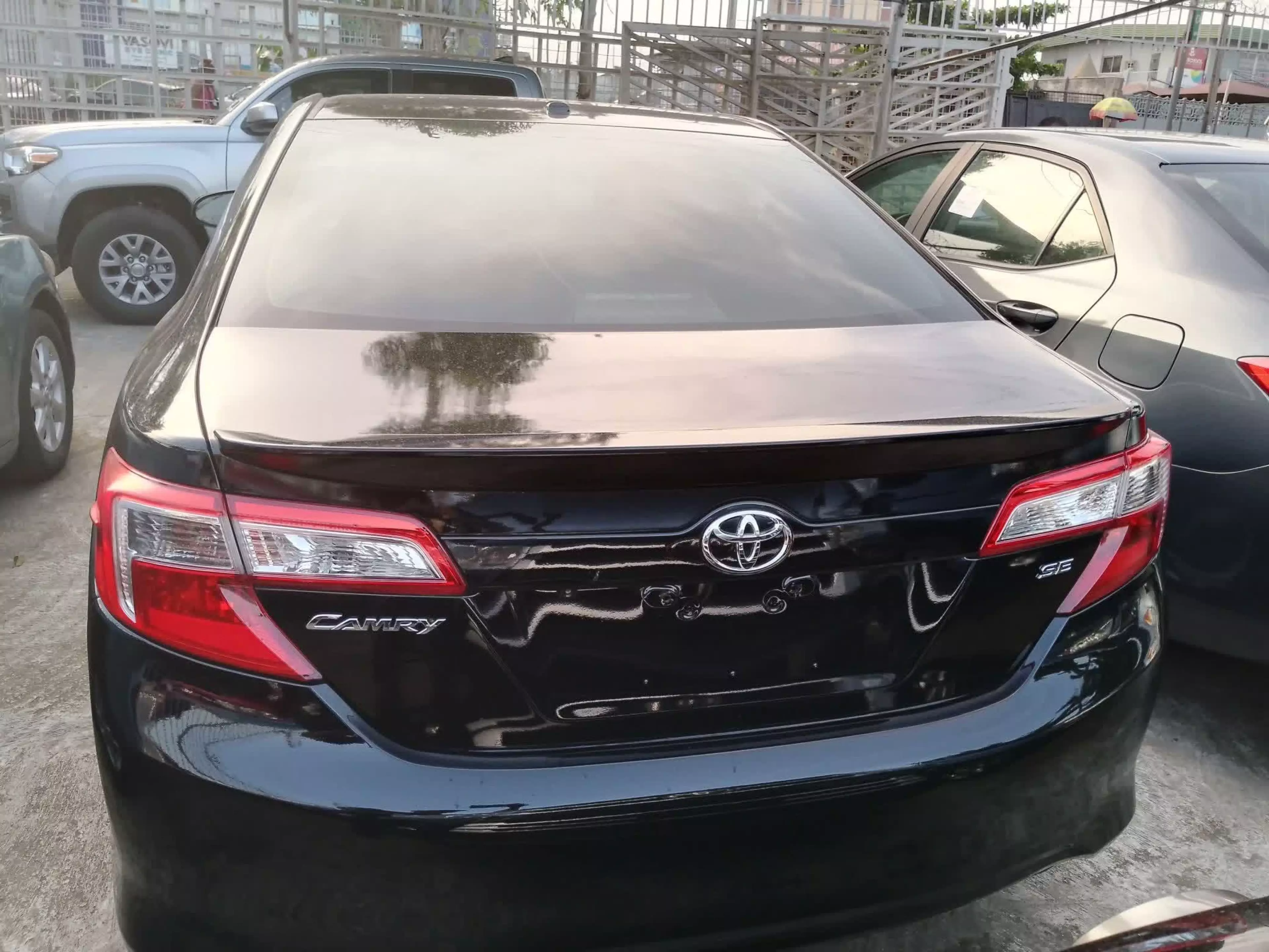 Toyota Camry - 2012