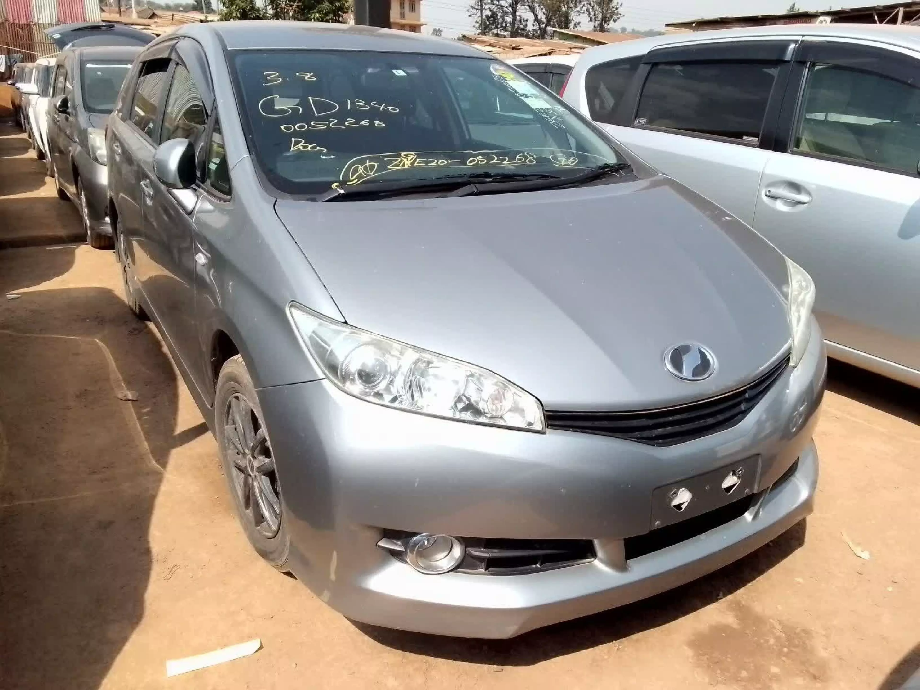 Toyota Wish - 2010
