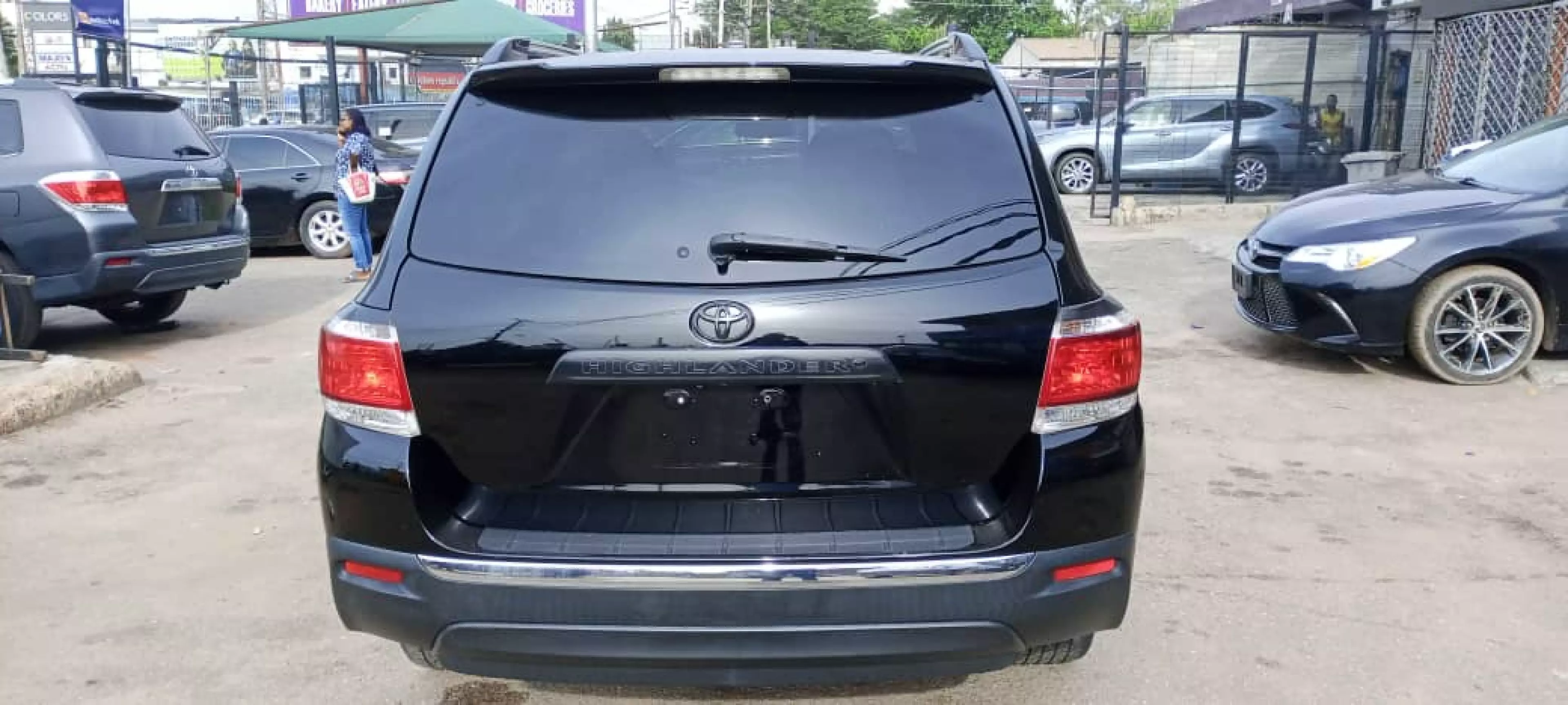 Toyota Highlander   - 2013