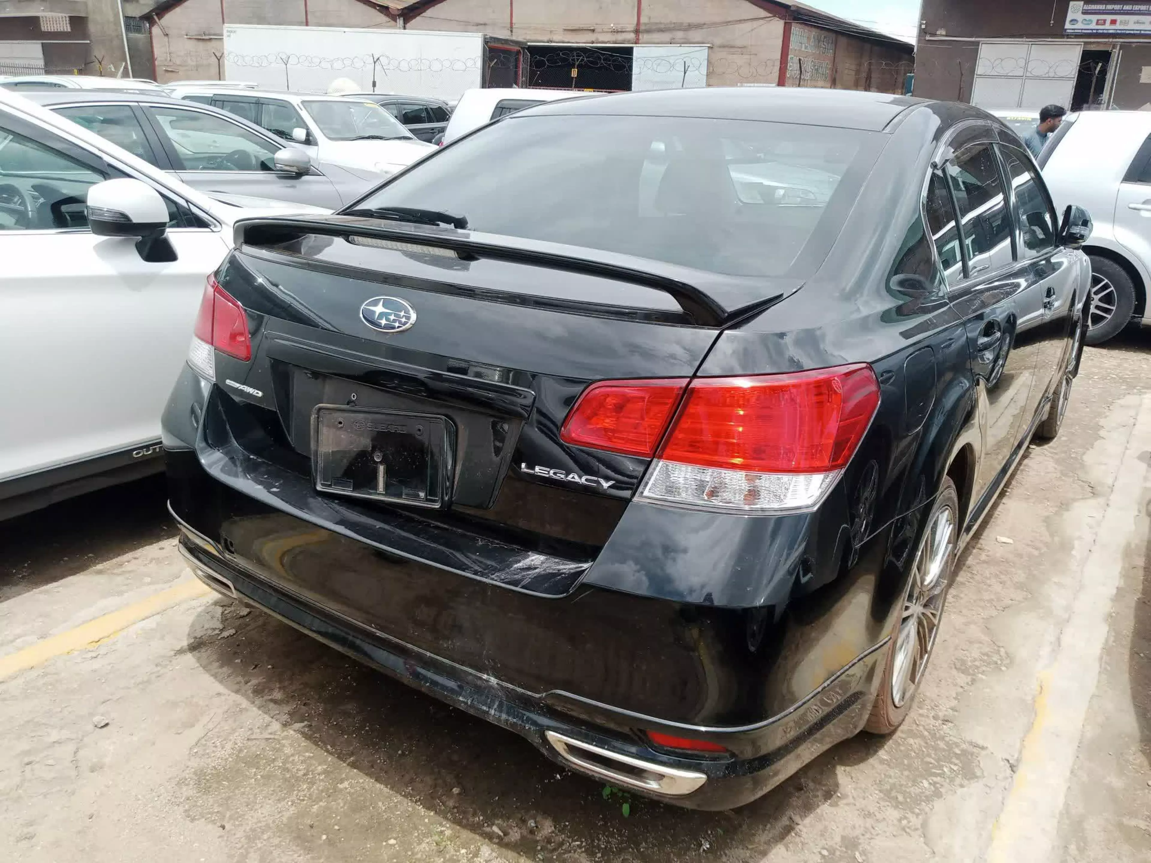 Subaru Legacy - 2010