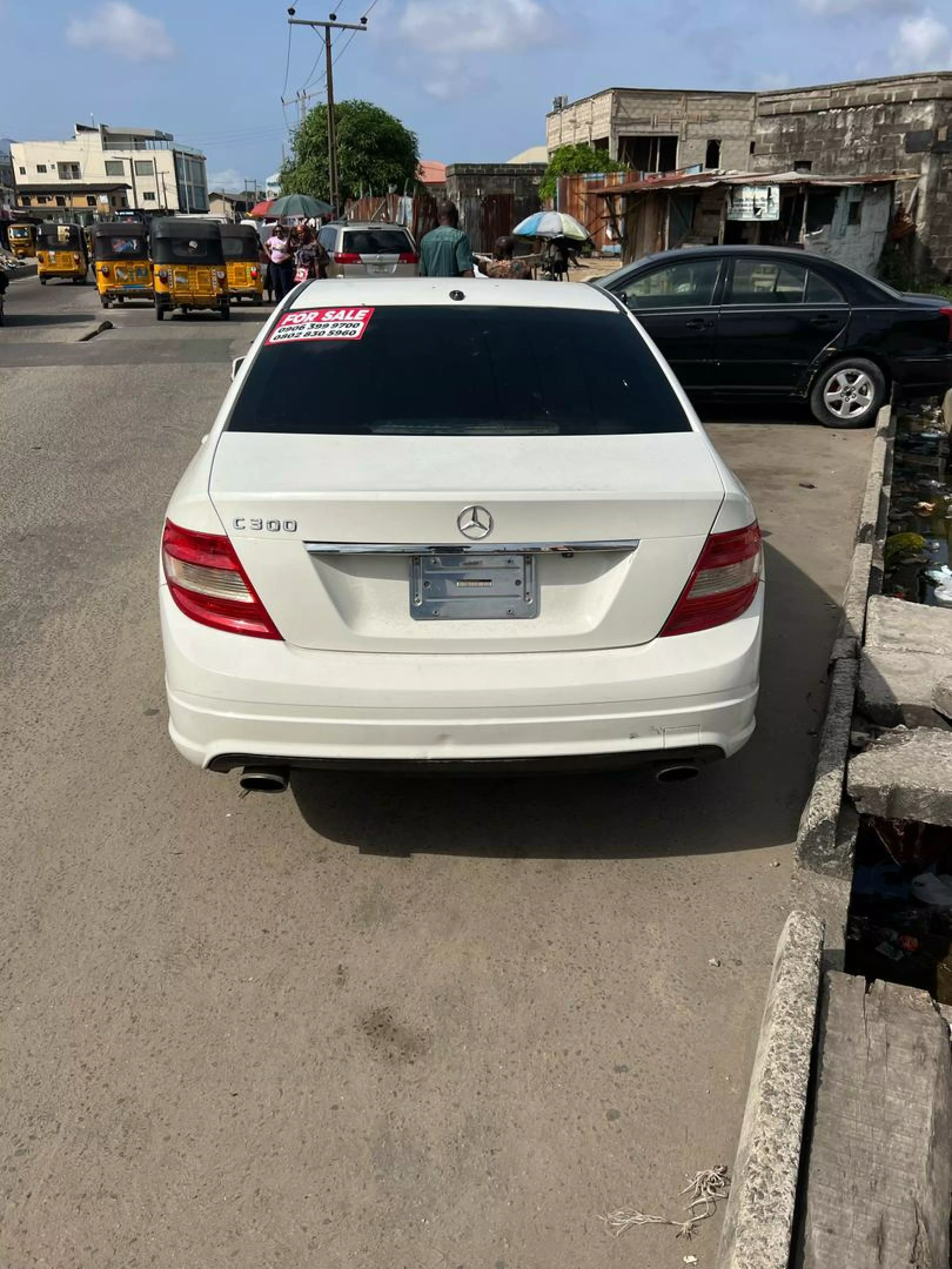 Mercedes-Benz C 300   - 2010