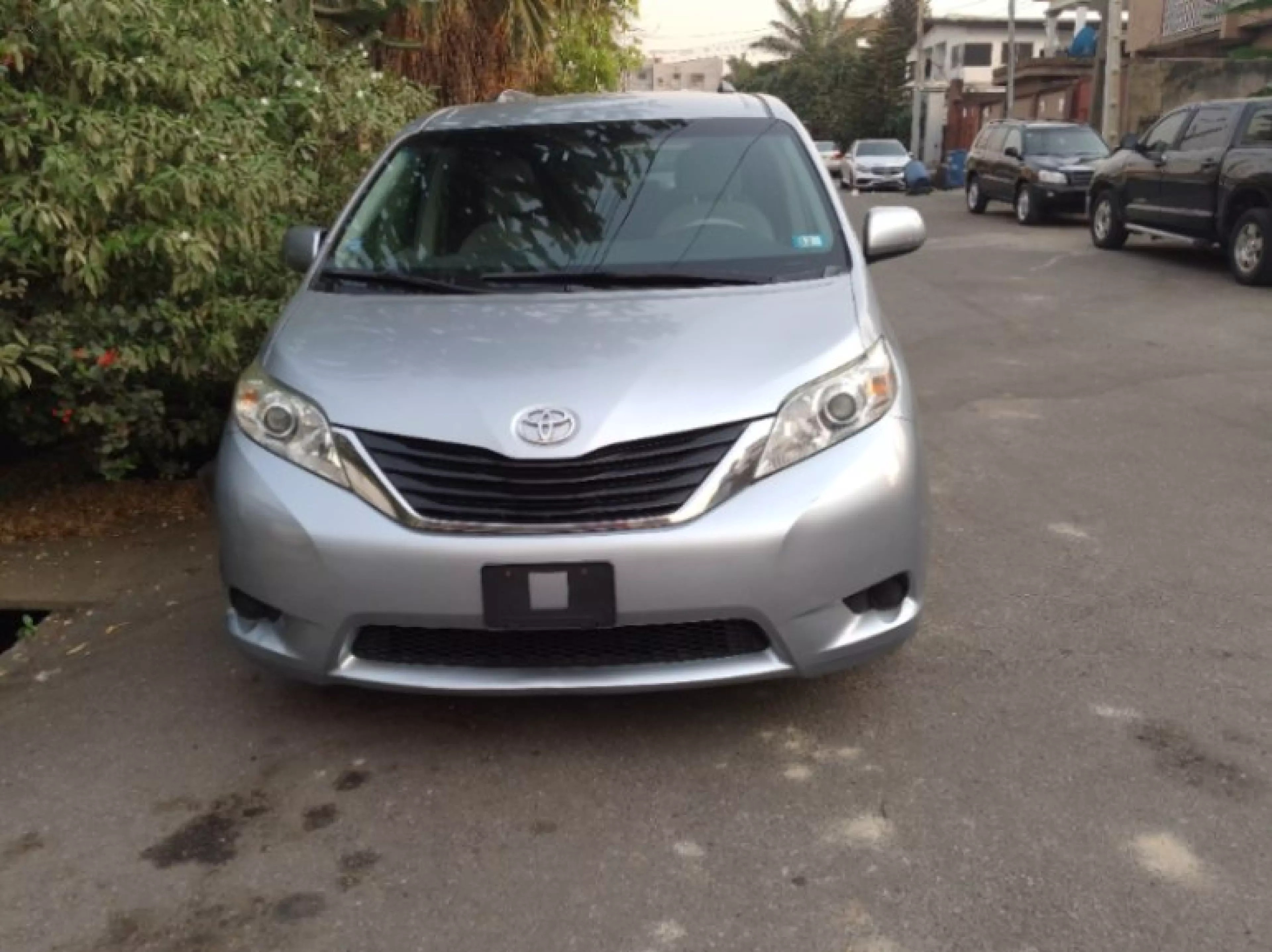 Toyota Sienna - 2012