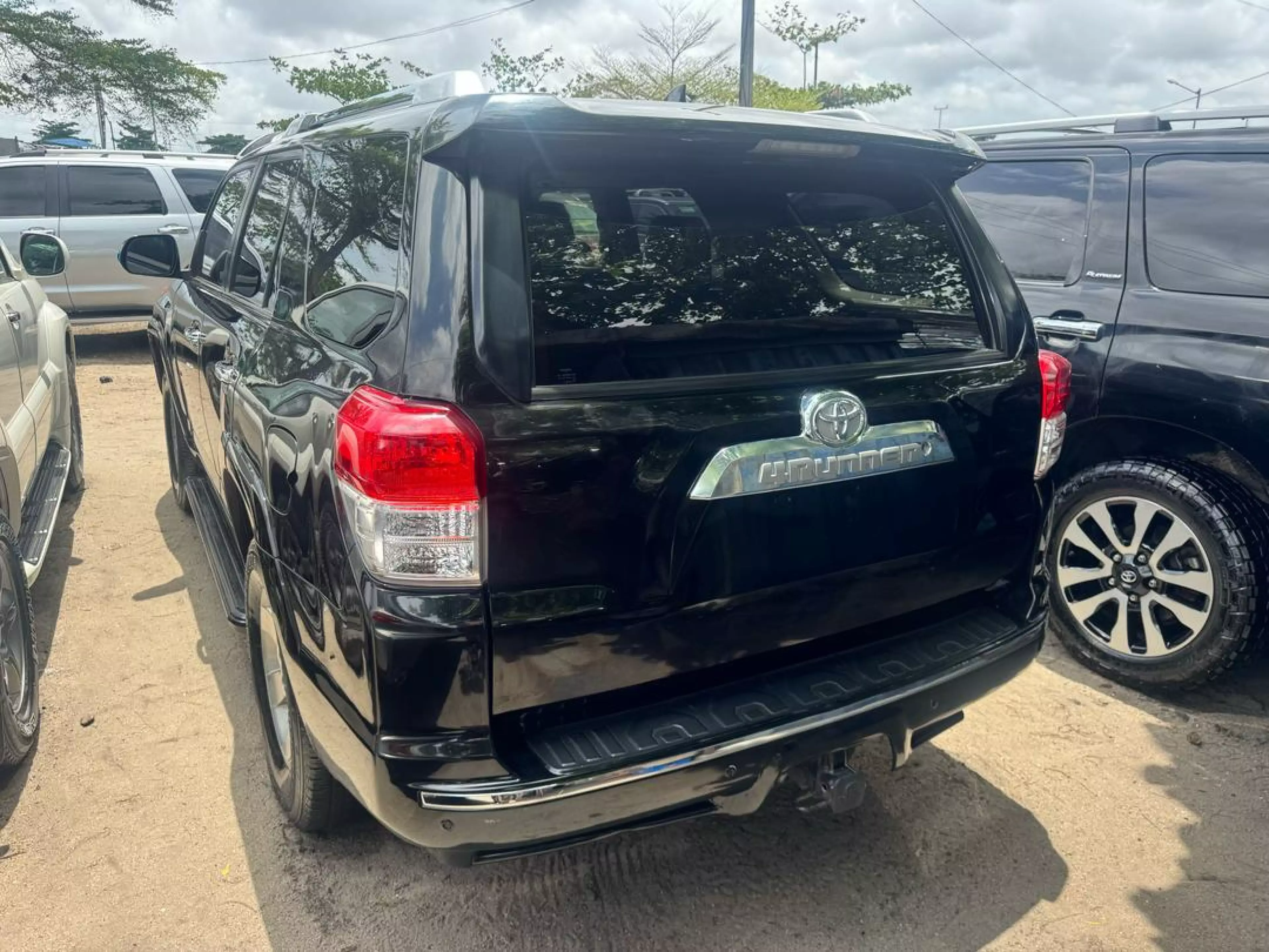 Toyota 4-Runner   - 2012