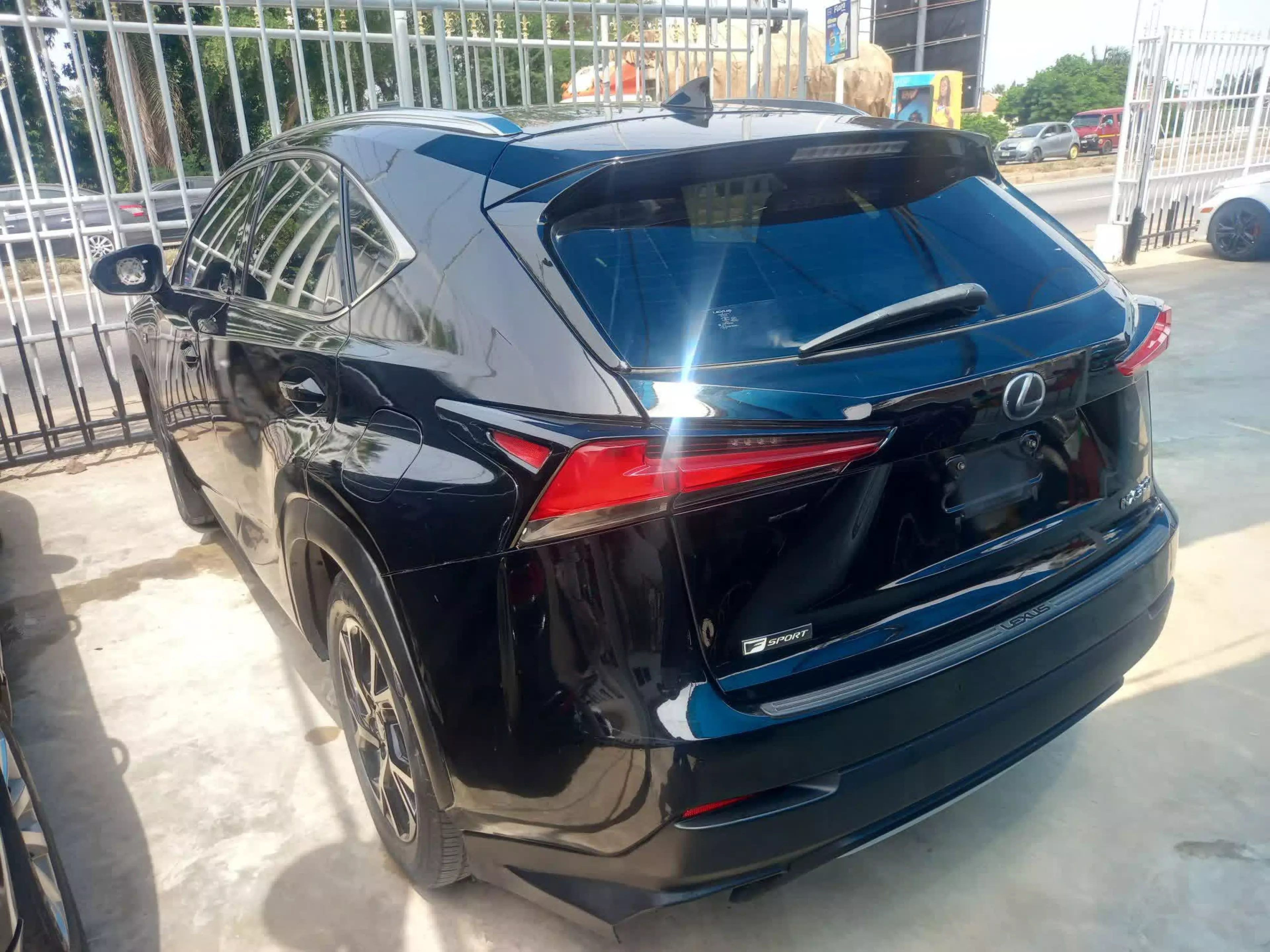 Lexus NX 300   - 2018