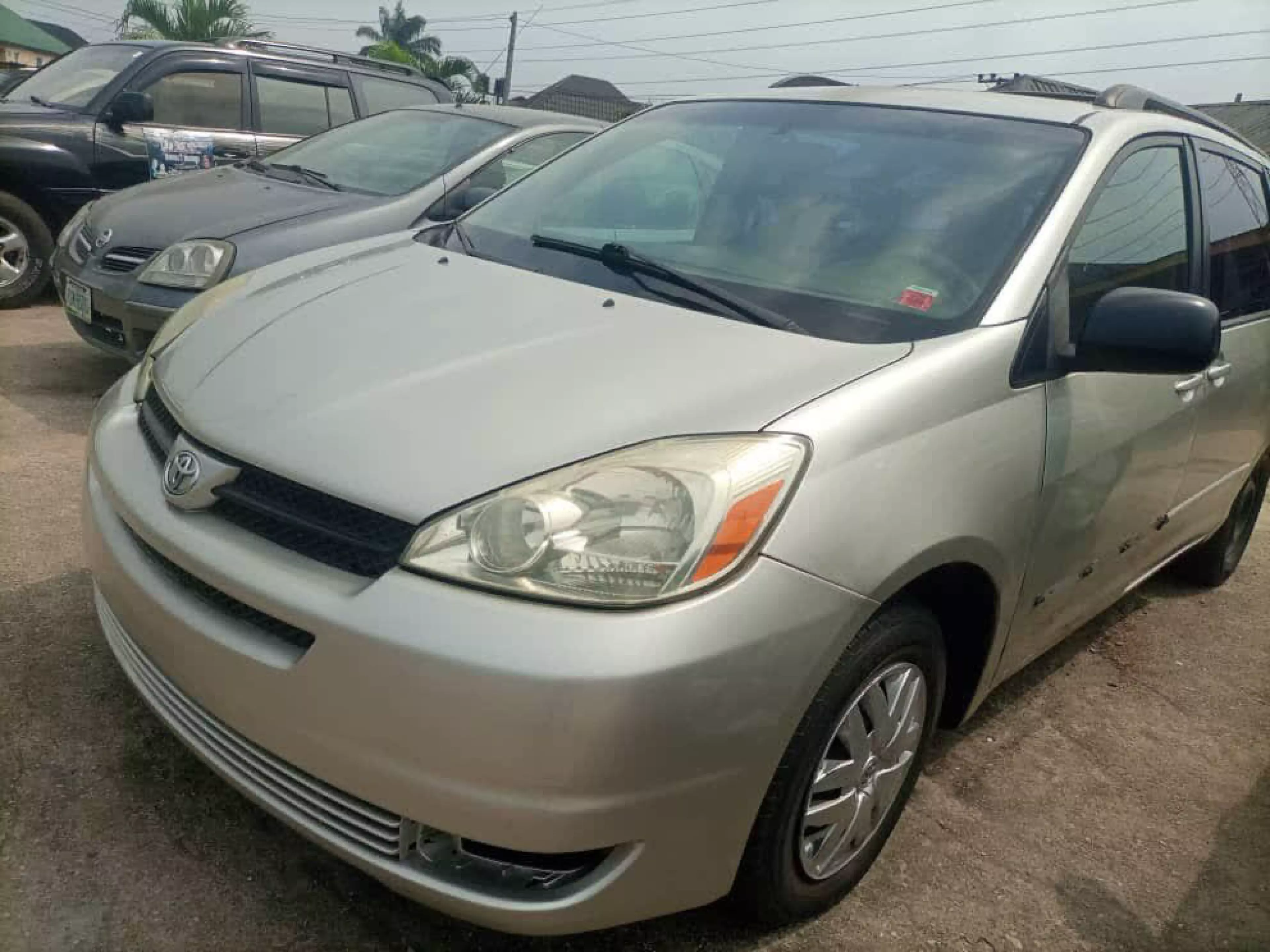 Toyota Sienna - 2005
