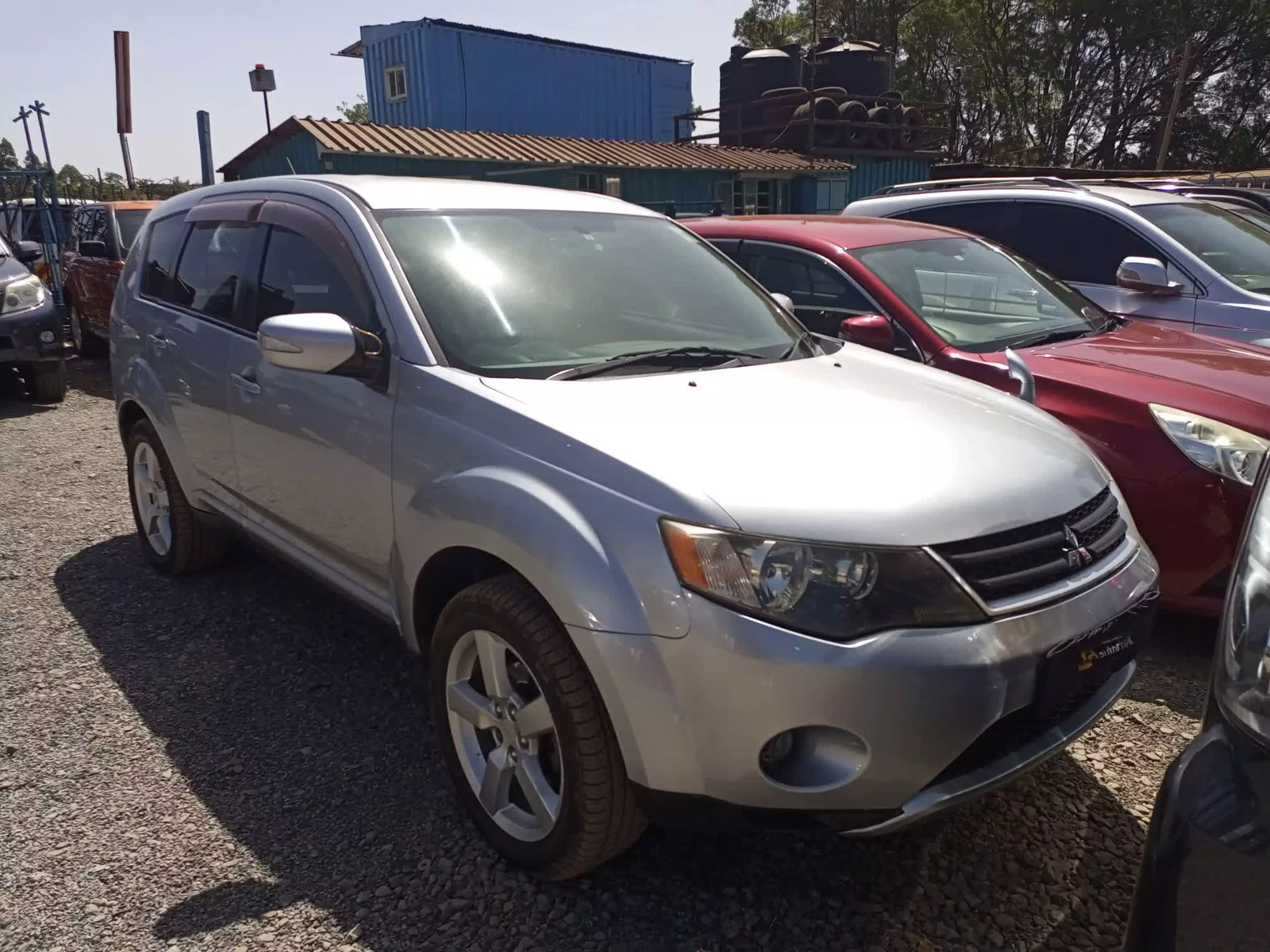 Mitsubishi OUTLANDER - 2008