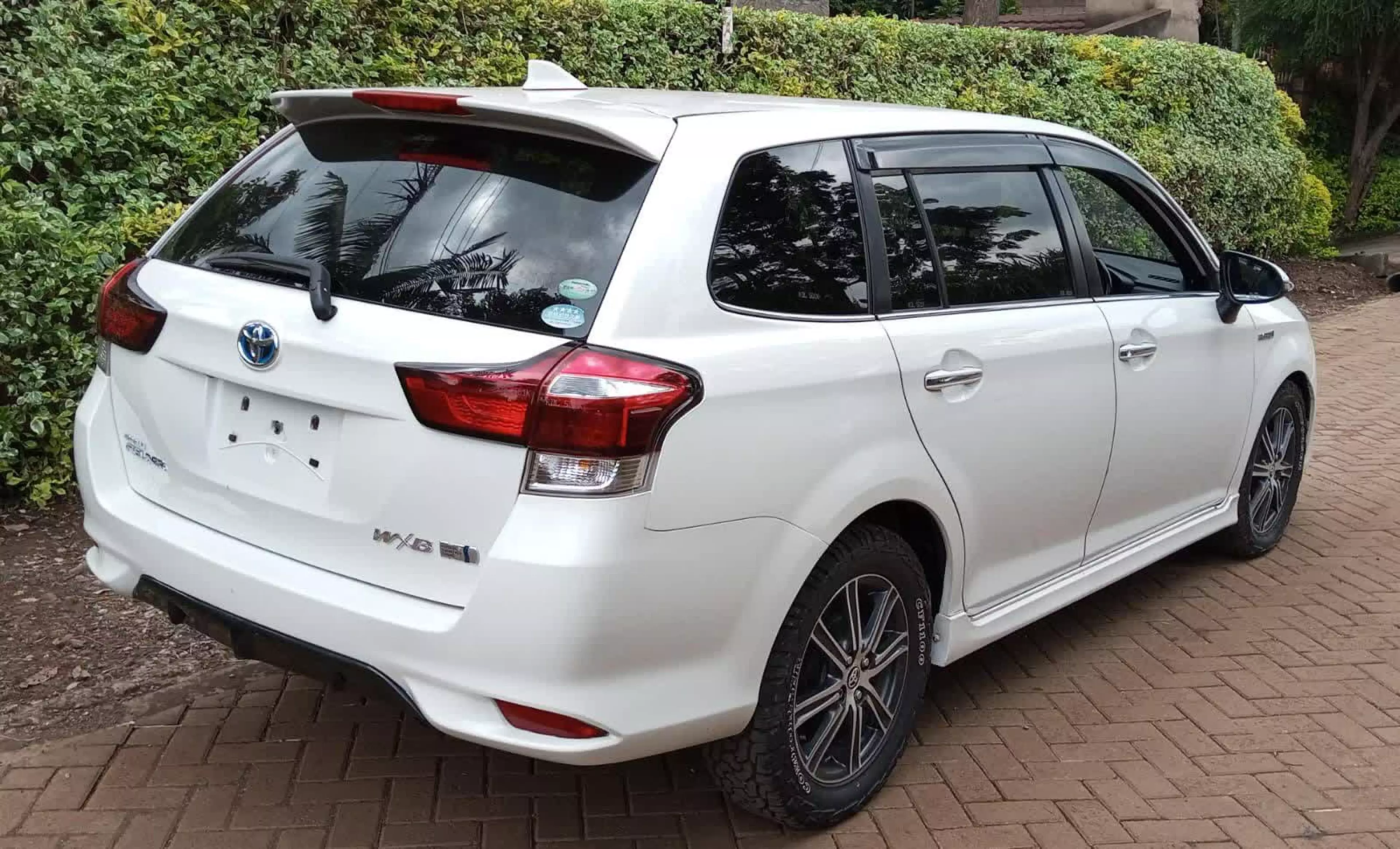 Toyota Fielder WXB Hybrid   - 2015