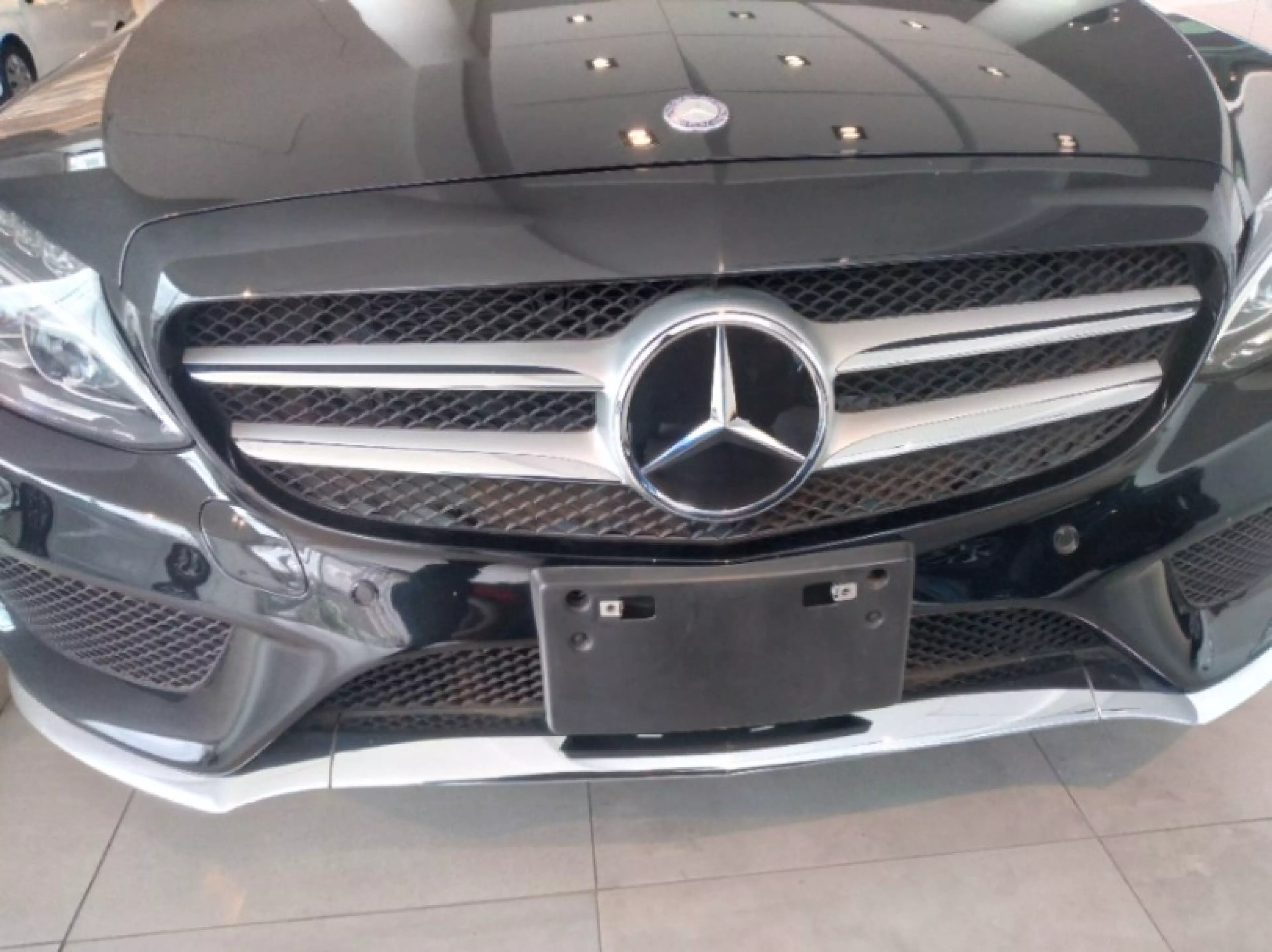 Mercedes-Benz C200 - 2015