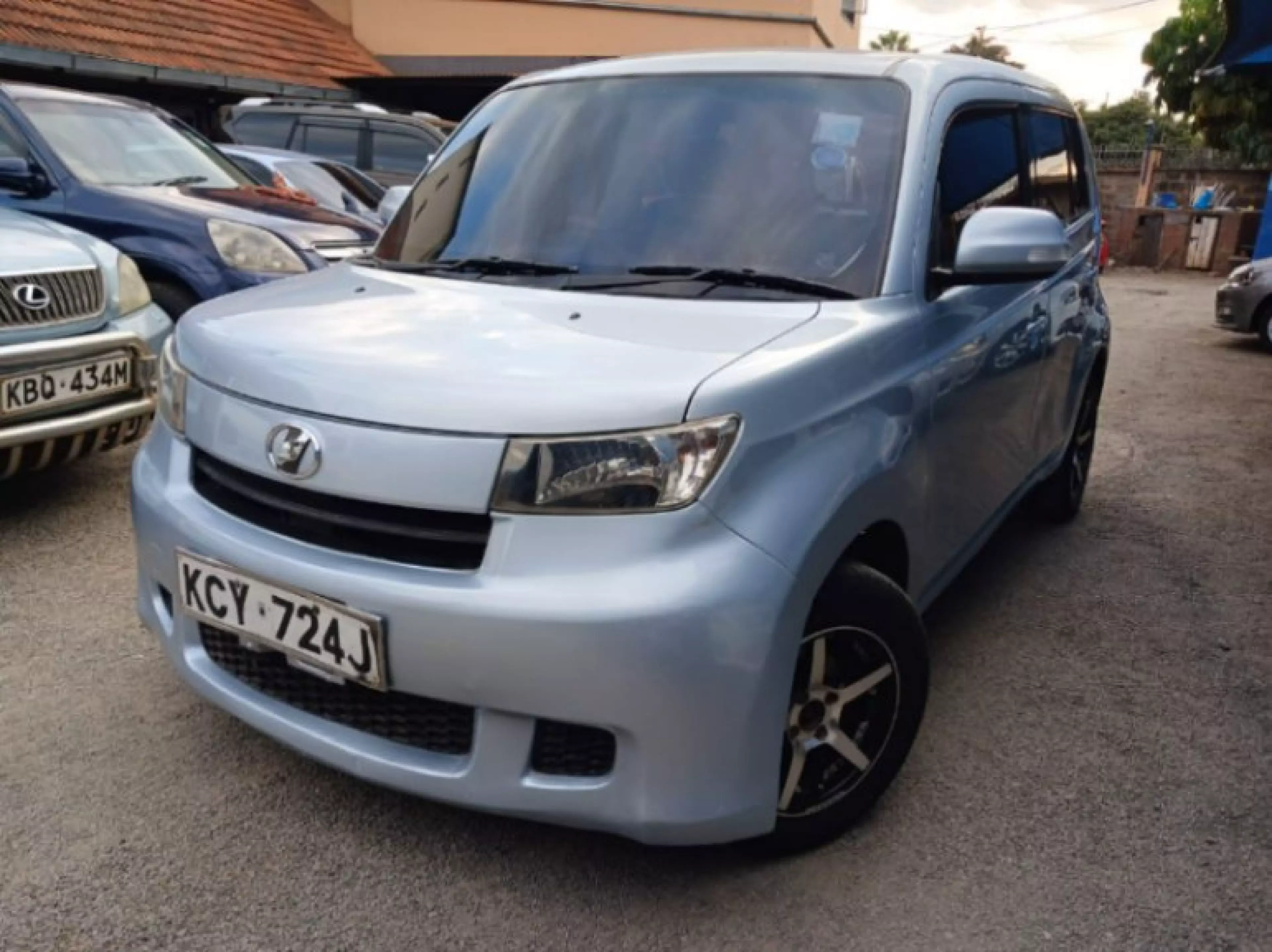 Toyota Bb - 2013