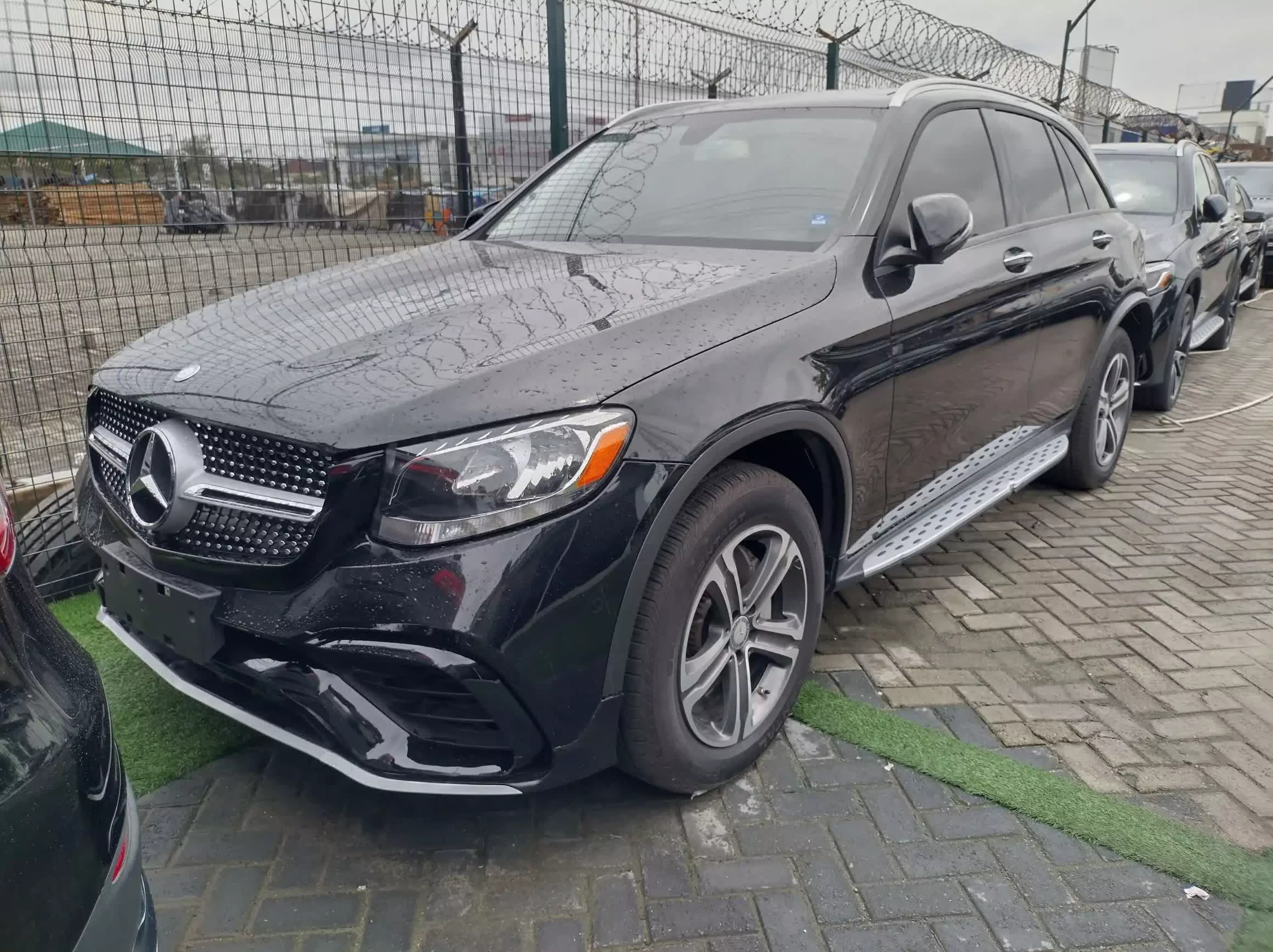 Mercedes-Benz GLC 300 - 2017