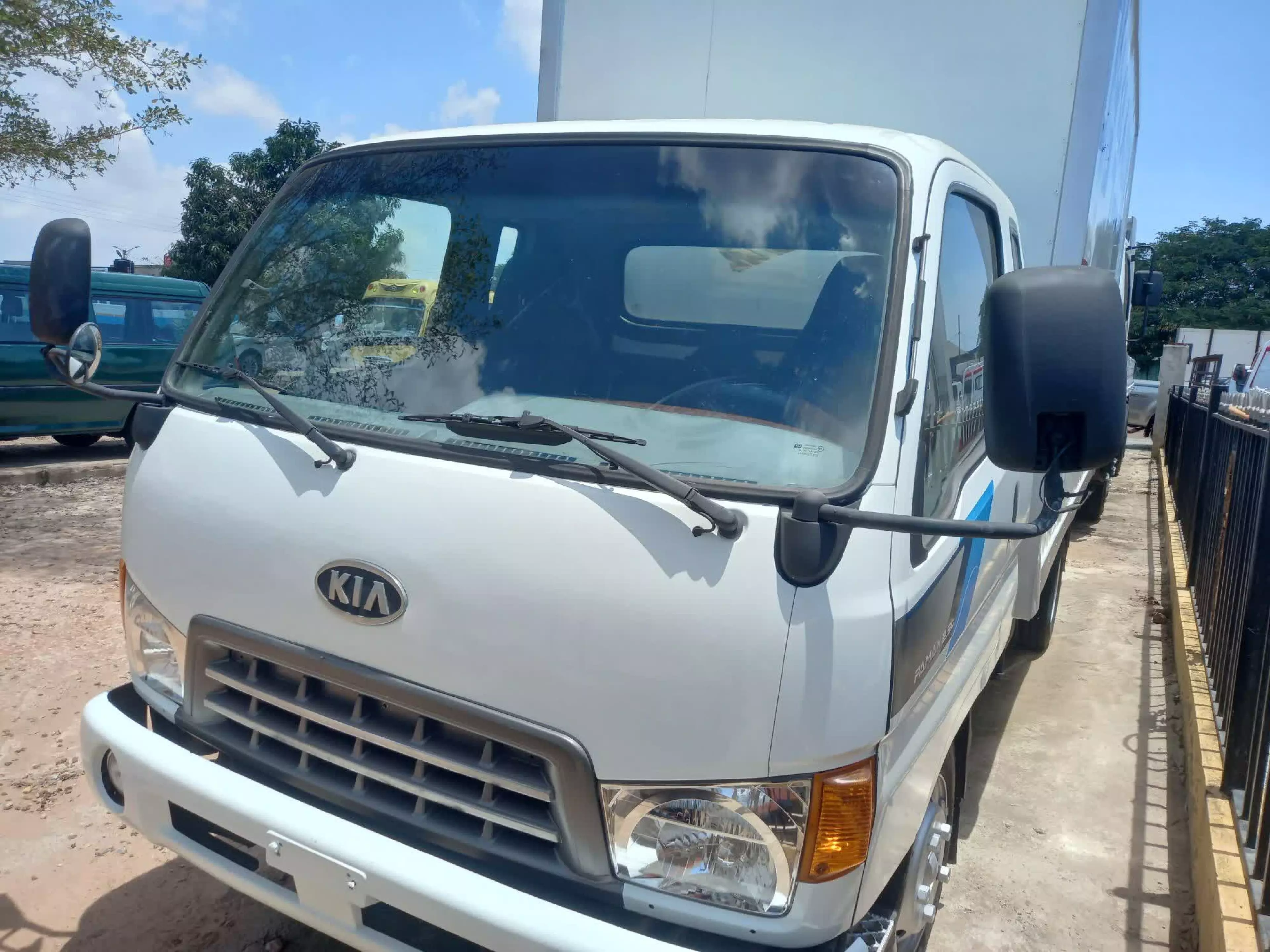 Hyundai Mighty - 2004