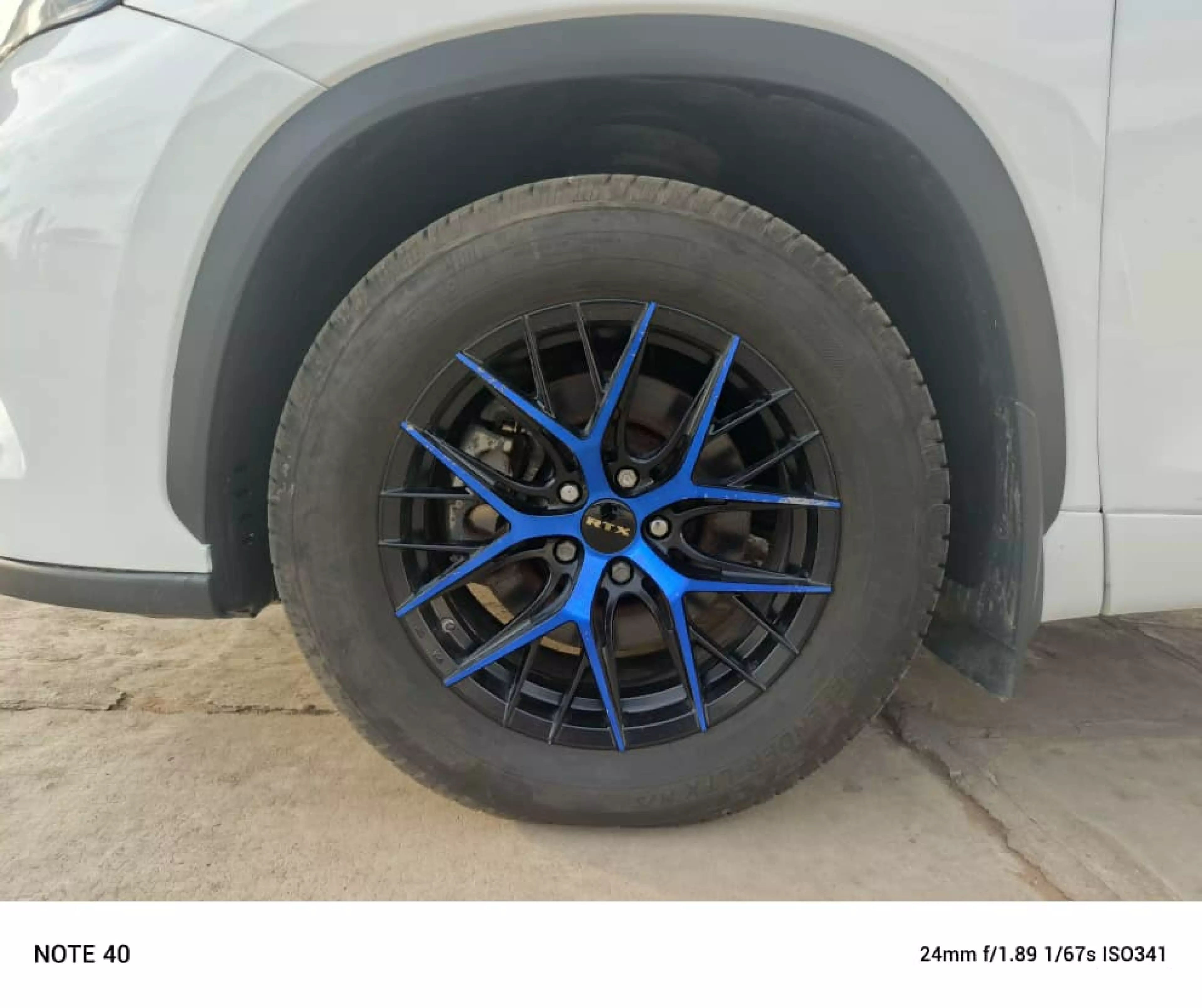 Toyota Highlander   - 2020