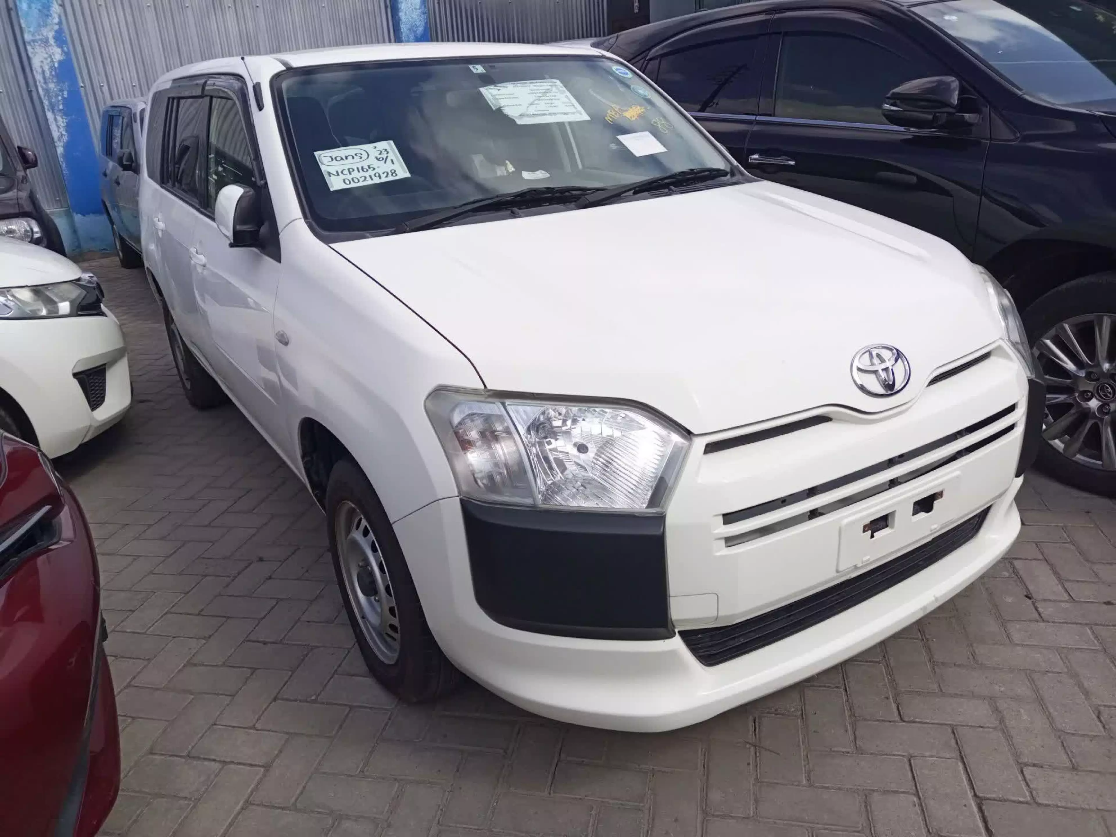 Toyota Probox  - 2016