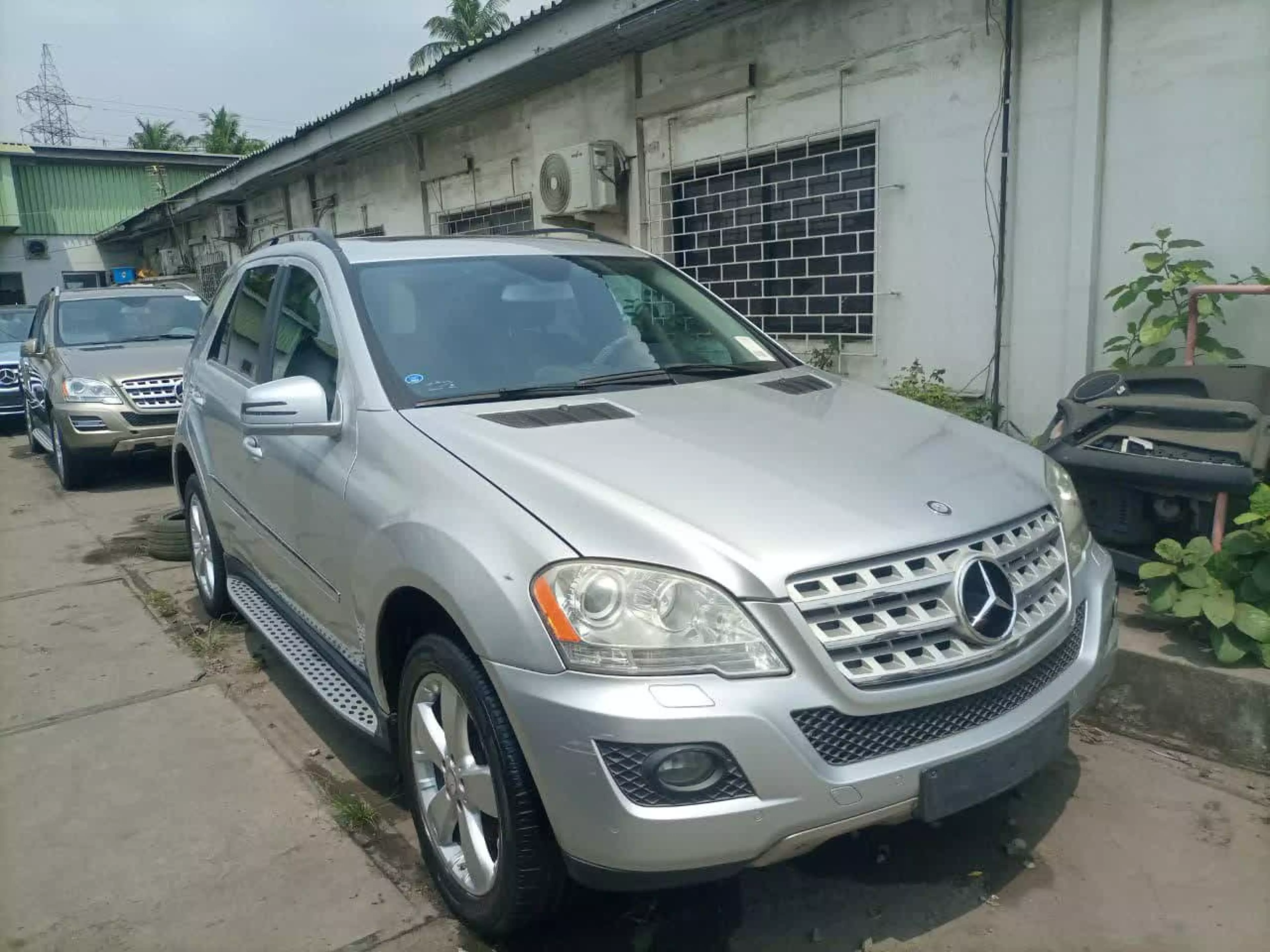 Mercedes-Benz ML 350 - 2011