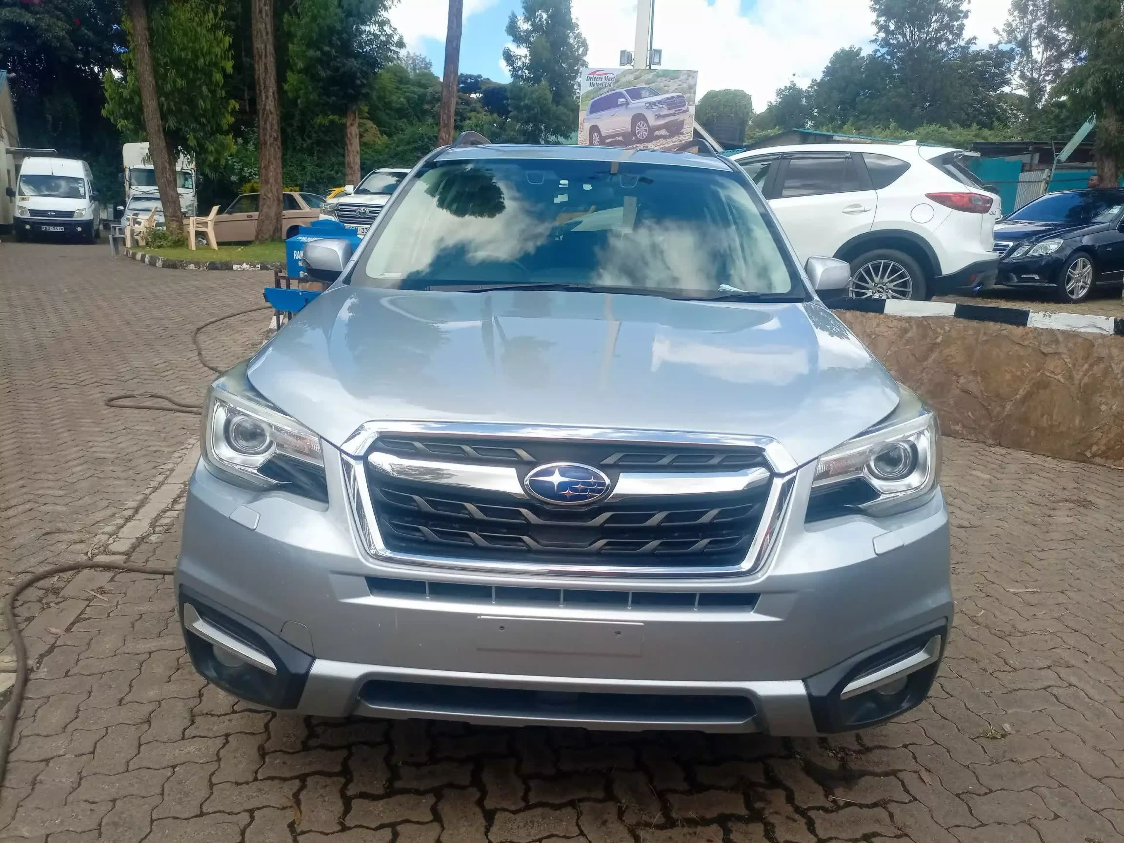 Subaru Forester   - 2015