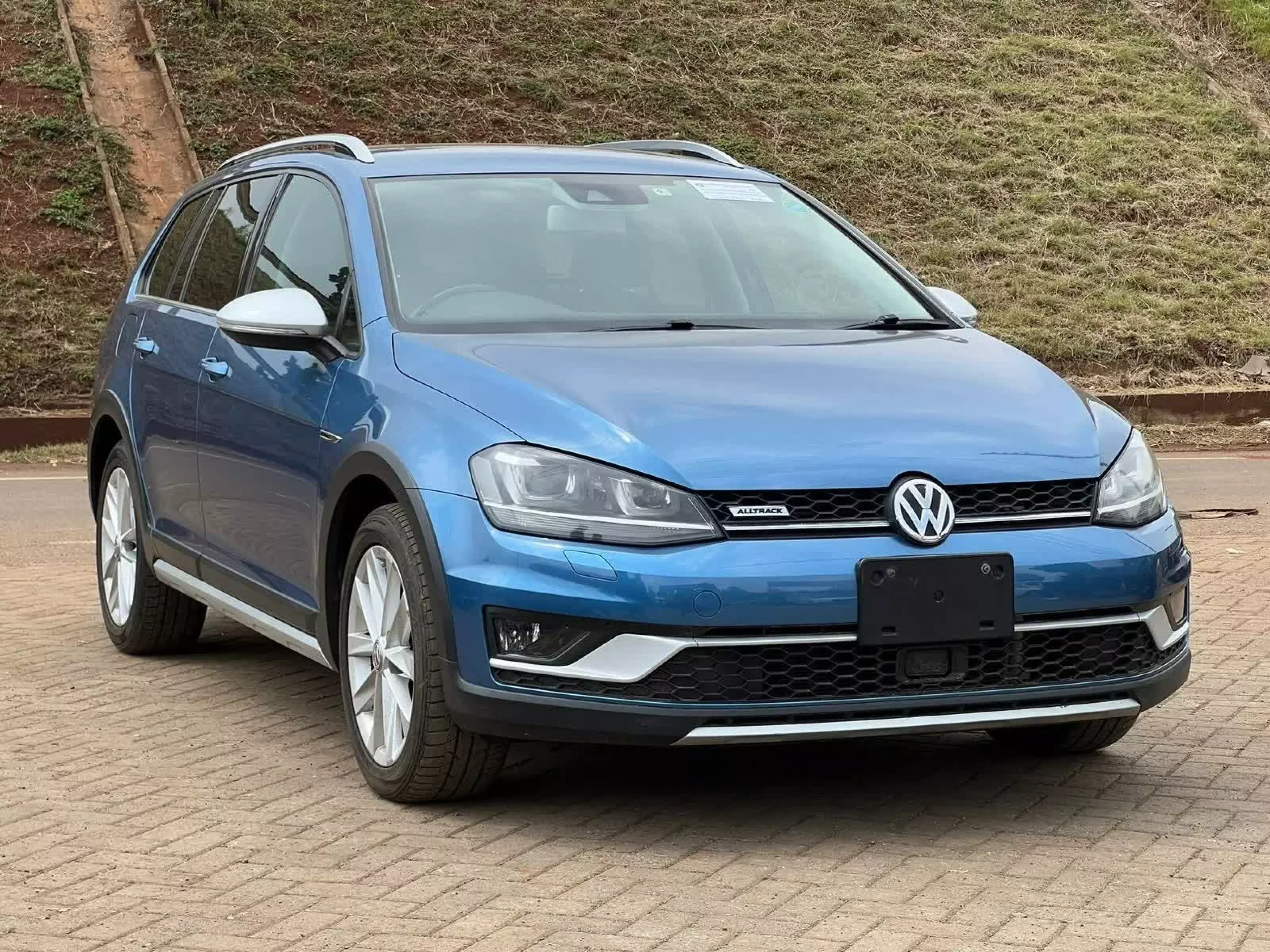 Volkswagen Golf - 2016