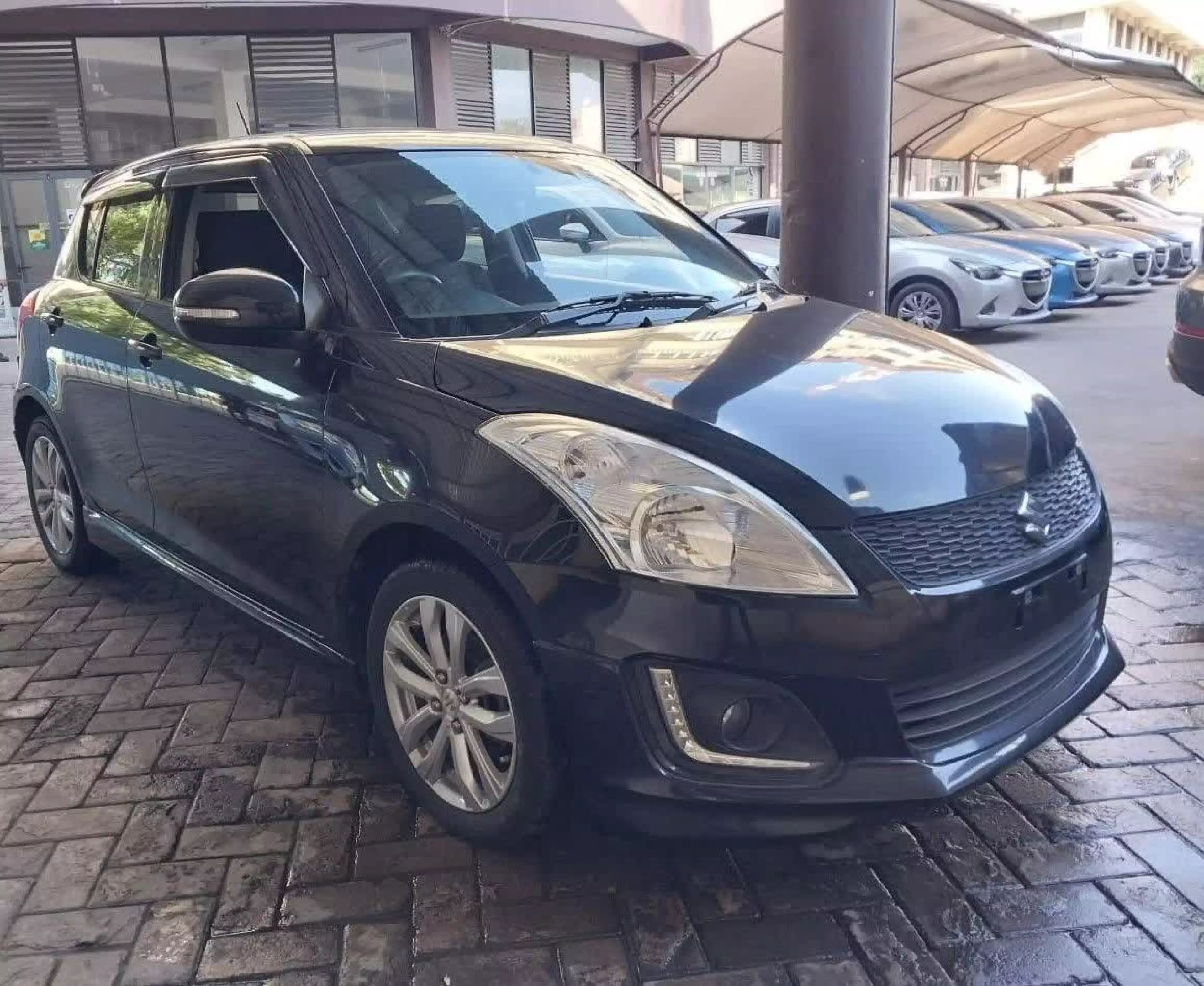 SUZUKI Swift - 2015