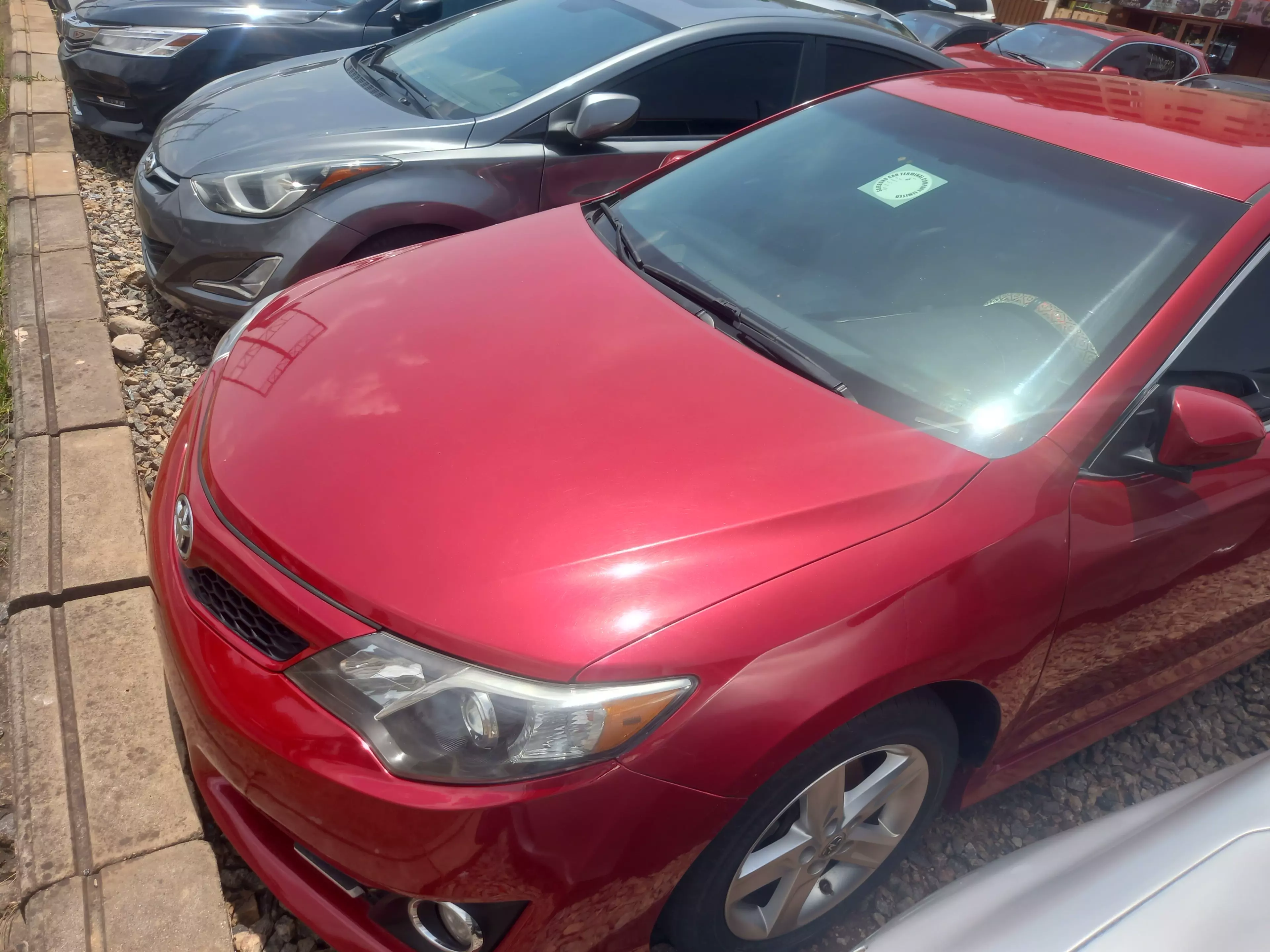 Toyota Camry   - 2014