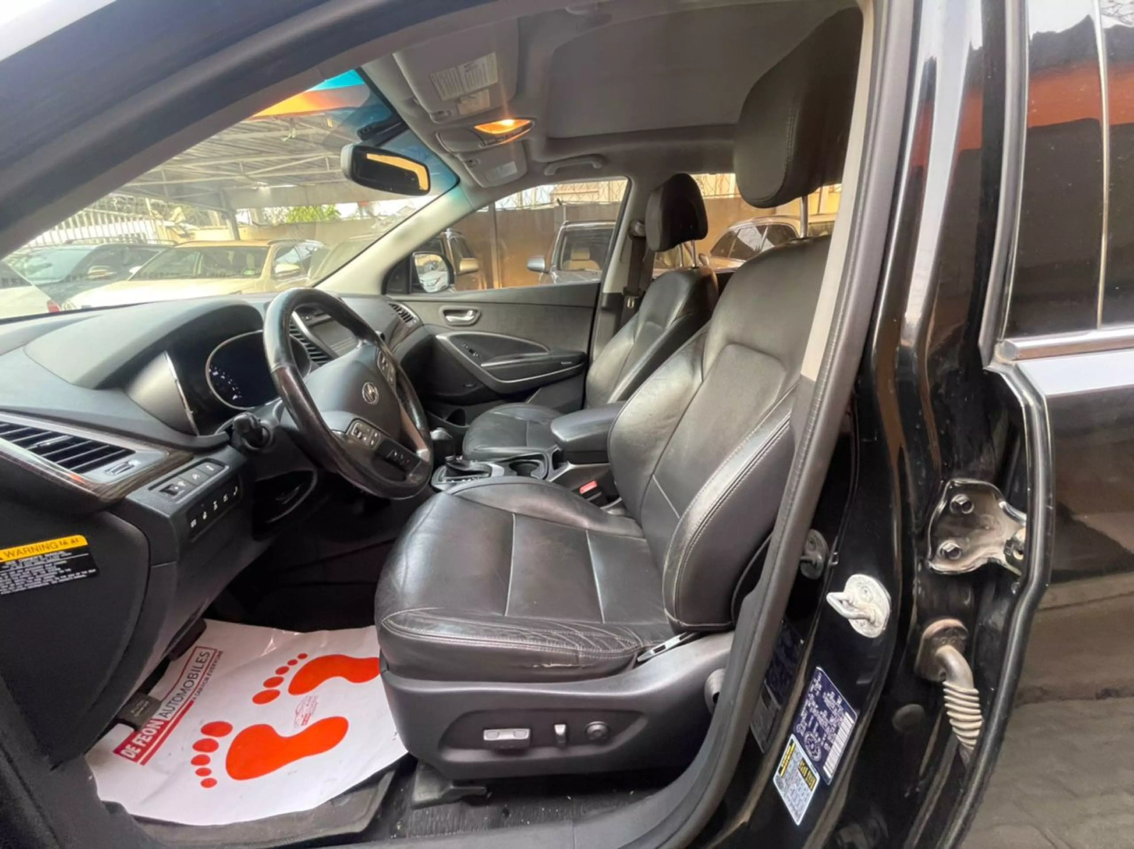 Hyundai Santa Fe   - 2015