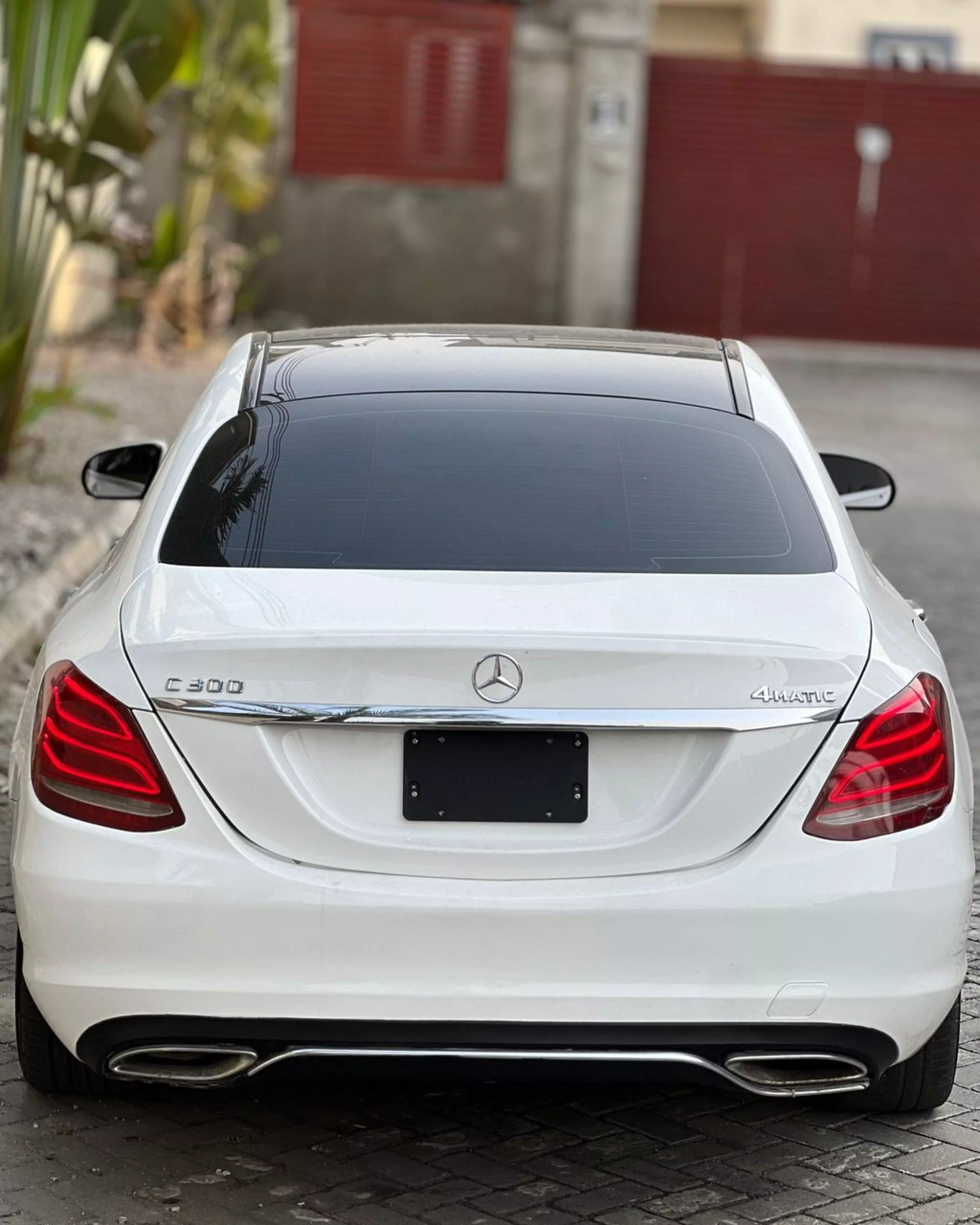 Mercedes-Benz C 300   - 2015
