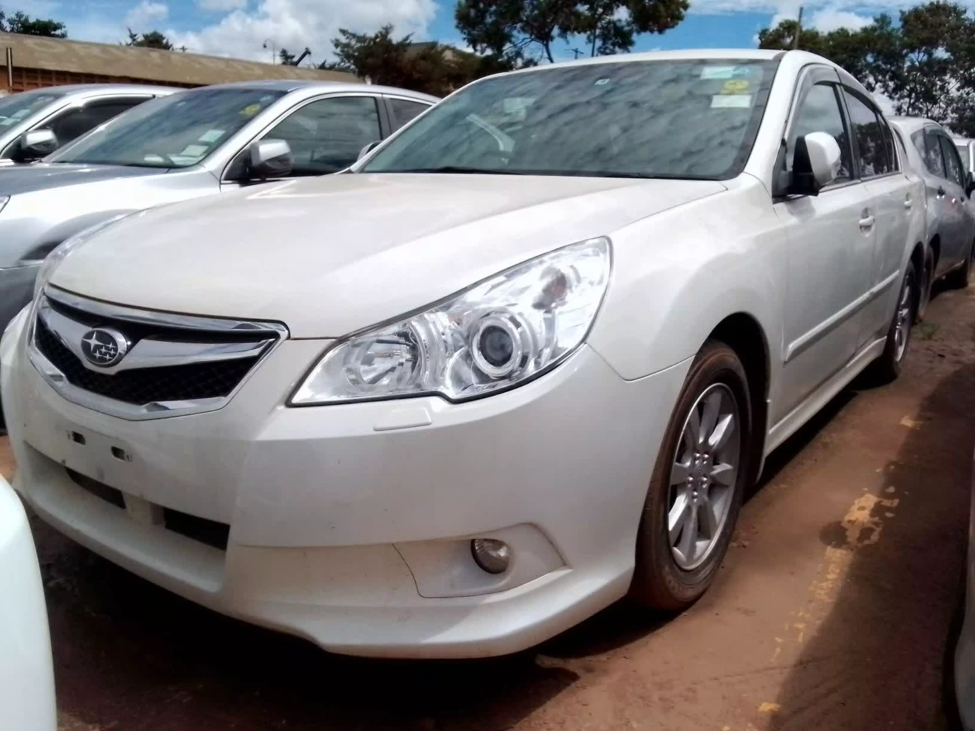 Subaru Legacy - 2009