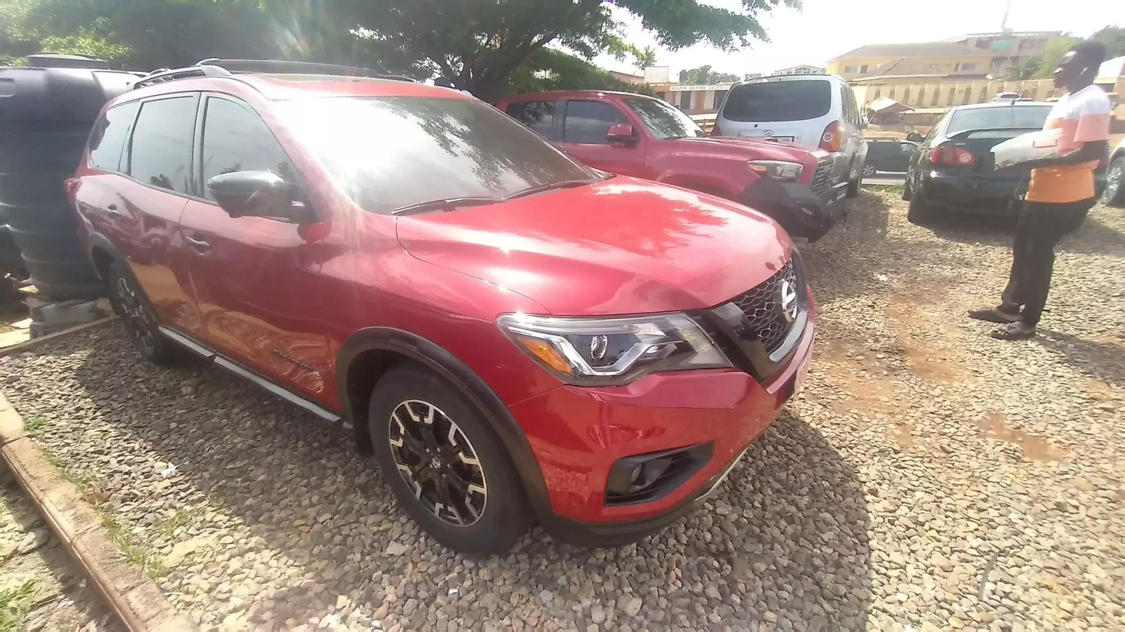 Nissan Pathfinder - 2019