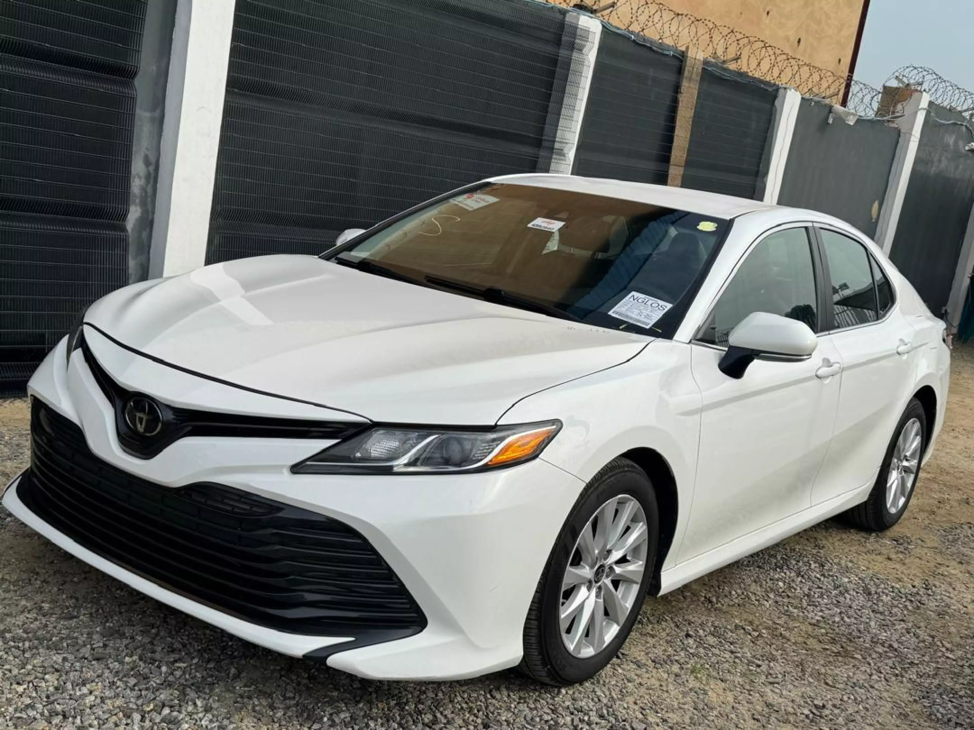 Toyota Camry - 2018