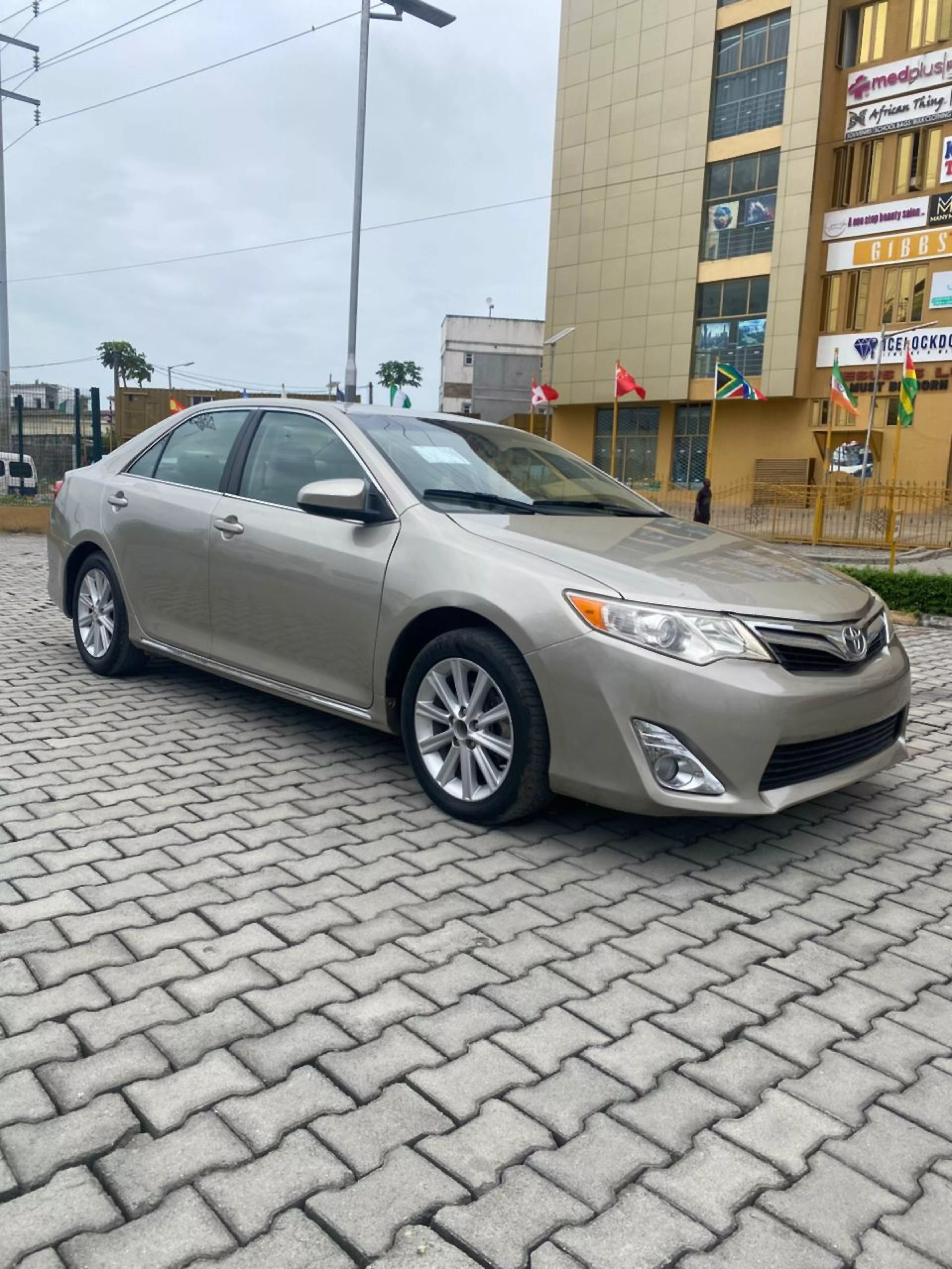 Toyota Camry - 2014