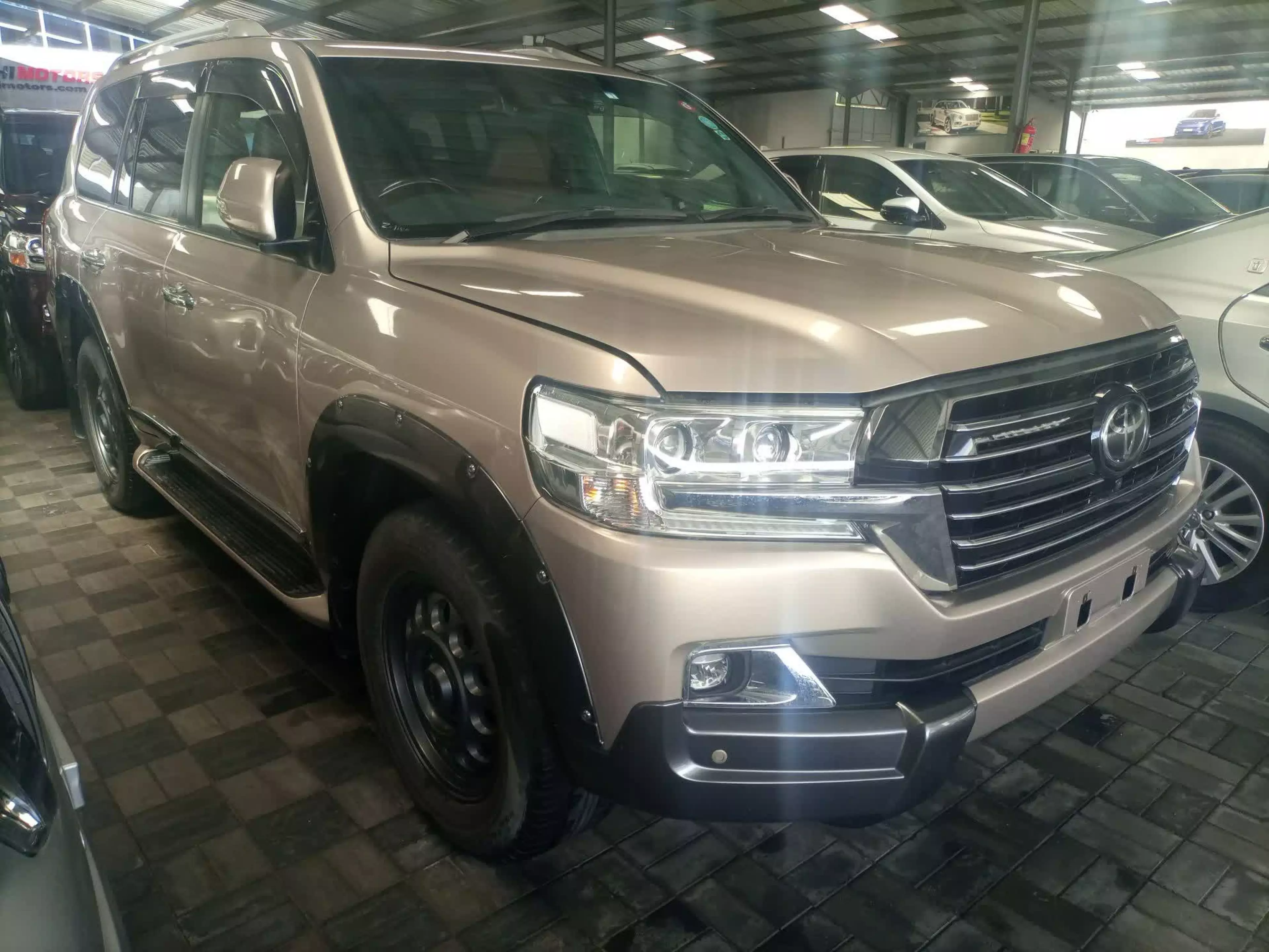 Toyota Landcruiser ZX - 2016