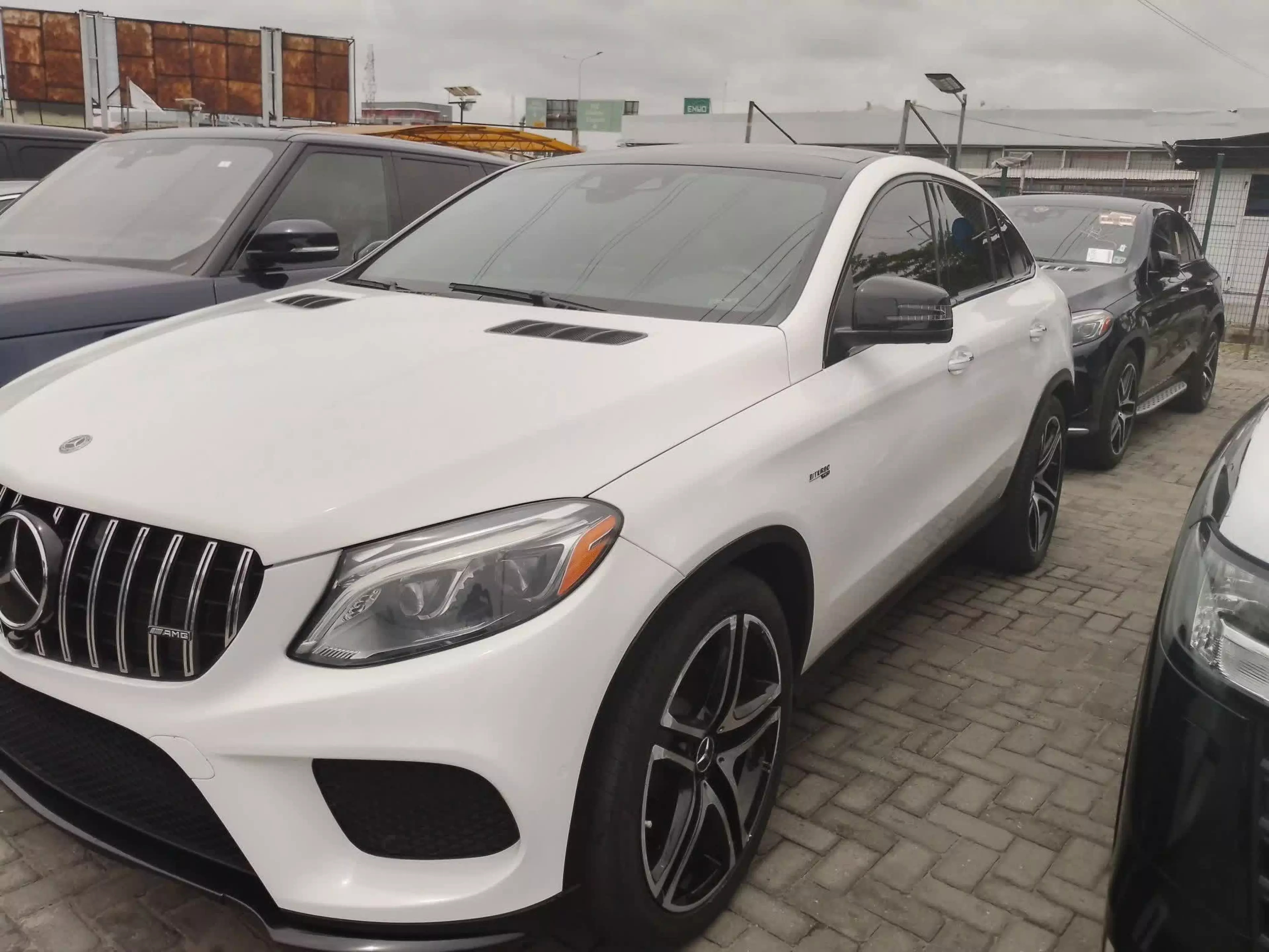 Mercedes-Benz GLE 43 AMG - 2018