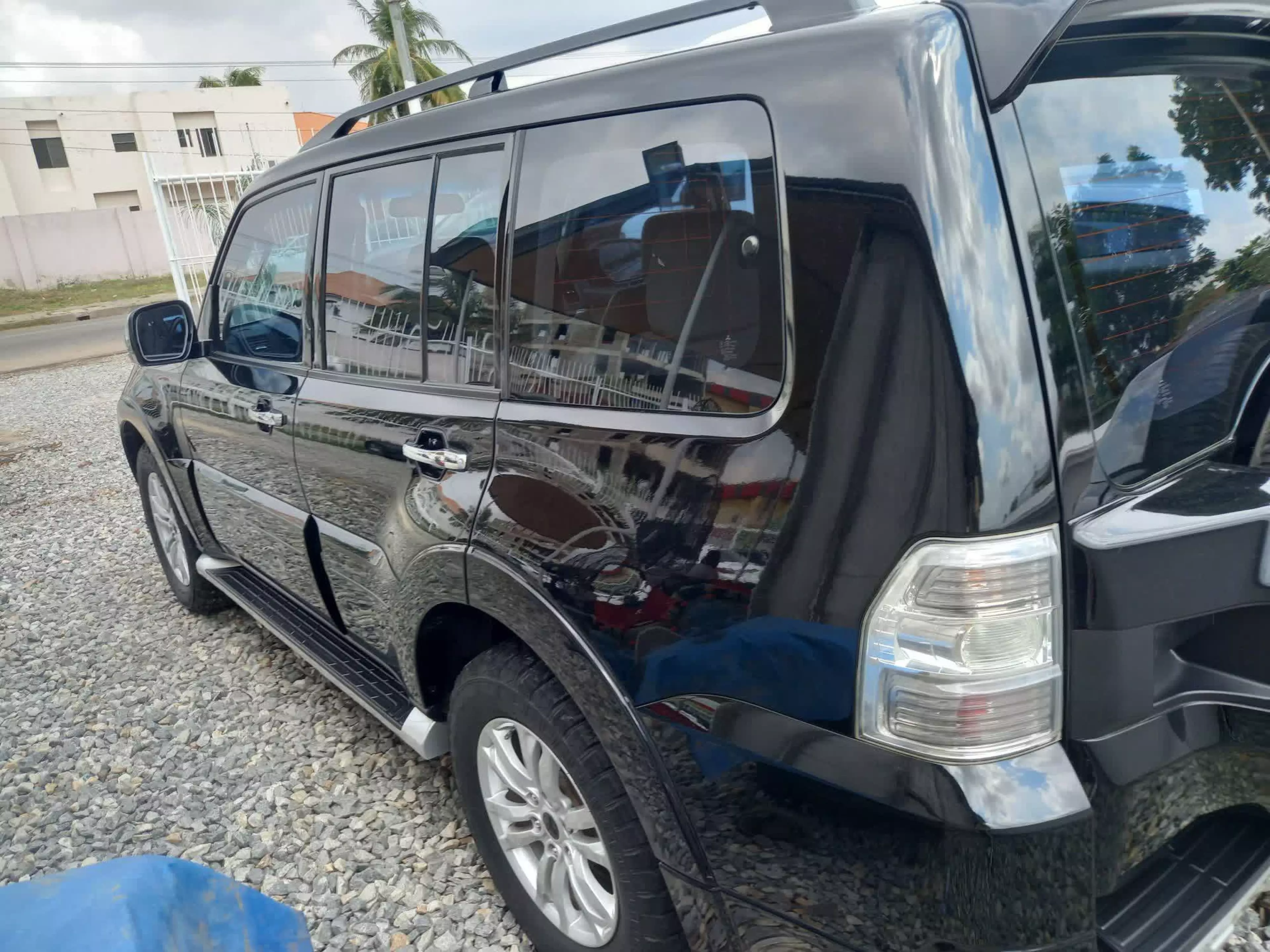 Mitsubishi Pajero - 2017