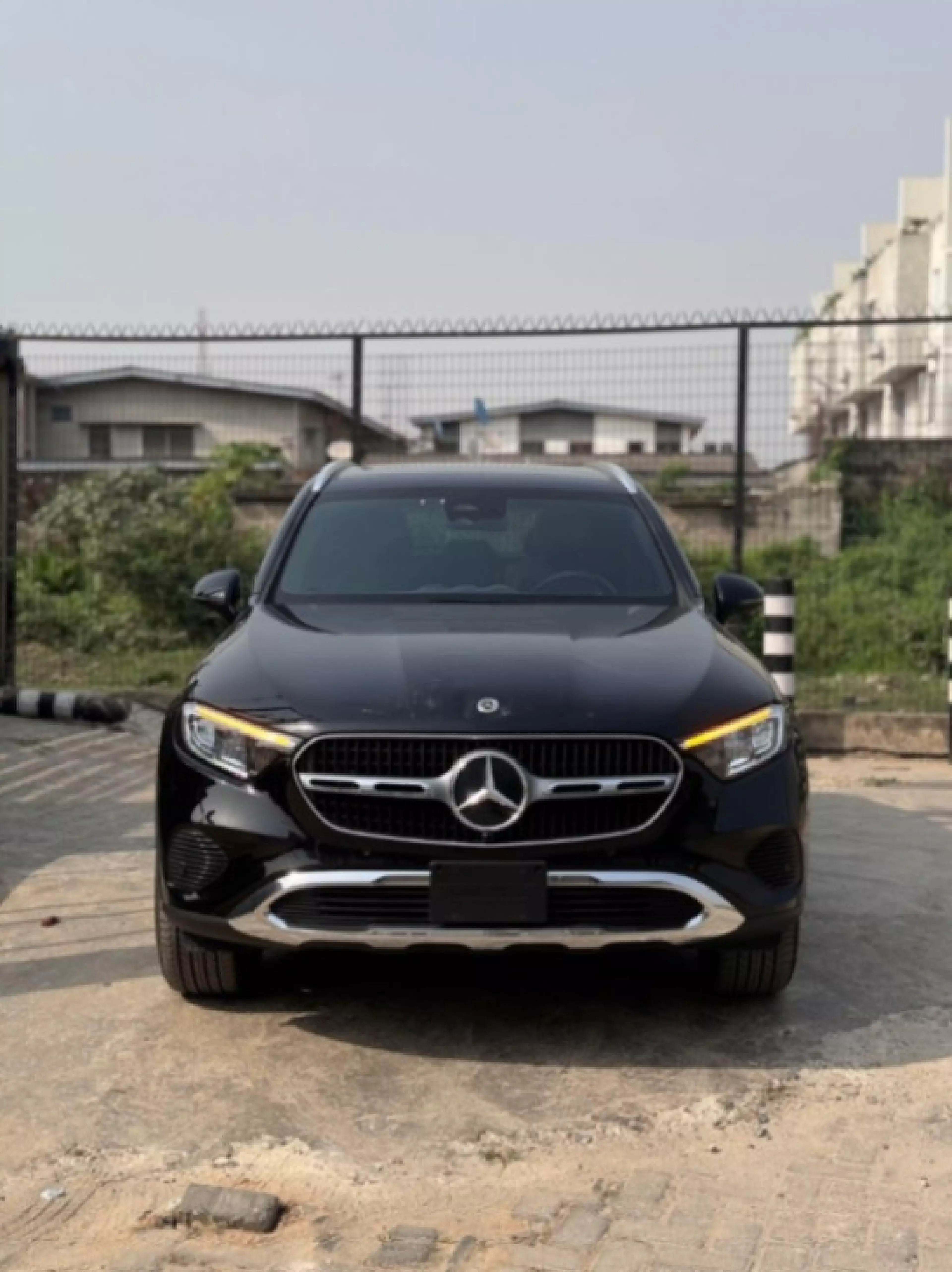 Mercedes-Benz GLC 300 - 2023